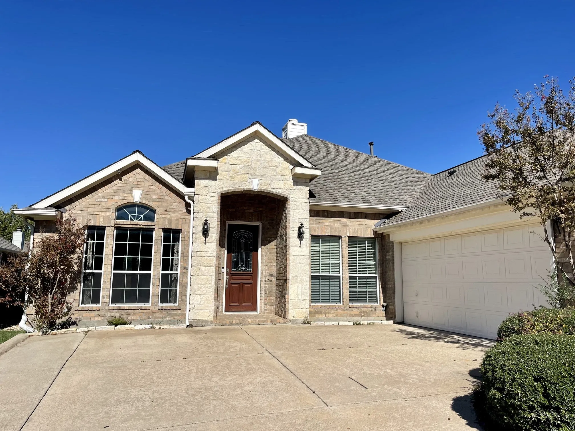 Single Family Residence For Rent in Tarrant County , 6505 Josephine Drive, Arlington, Texas 76017, 4 Bedroom, 2 Bathroom, 2 Garage spaces, 2,652 Sqft, built in 2003, mls#21404863, Real Estate Agent in Arlington, Homes For Rent in Tarrant county, Homes For Rent in Arlington, Realtor in Arlington Texas, Real Estate Brokerage Independent Realty Texas, Luminita Cordes Realtor