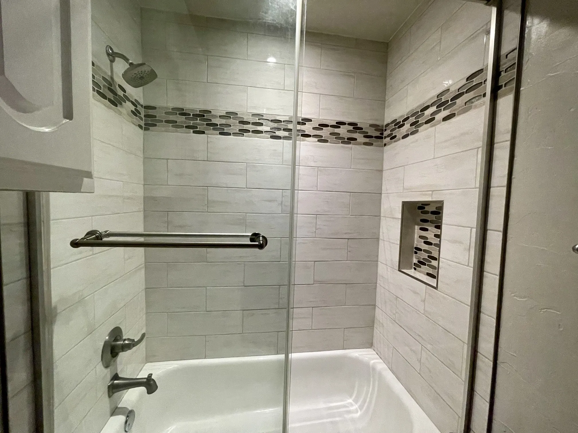 Single Family Residence For Rent in Tarrant County , 6505 Josephine Drive, Arlington, Texas 76017, 4 Bedroom, 2 Bathroom, 2 Garage spaces, 2,652 Sqft, built in 2003, mls#21404863, Real Estate Agent in Arlington, Homes For Rent in Tarrant county, Homes For Rent in Arlington, Realtor in Arlington Texas, Real Estate Brokerage Independent Realty Texas, Luminita Cordes Realtor
