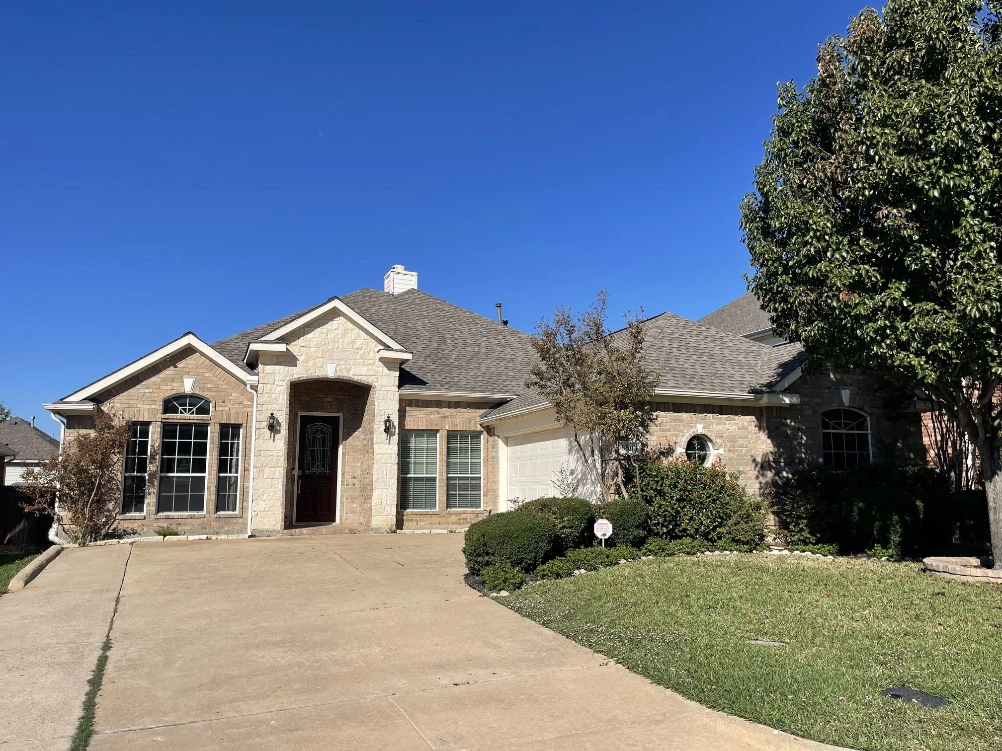 Single Family Residence For Rent in Tarrant County , 6505 Josephine Drive, Arlington, Texas 76017, 4 Bedroom, 2 Bathroom, 2 Garage spaces, 2,652 Sqft, built in 2003, mls#21404863, Real Estate Agent in Arlington, Homes For Rent in Tarrant county, Homes For Rent in Arlington, Realtor in Arlington Texas, Real Estate Brokerage Independent Realty Texas, Luminita Cordes Realtor