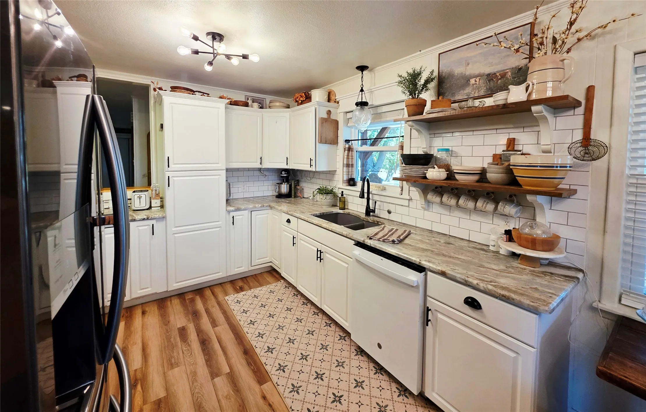 Single Family Residence For Sale in Hopkins County , 1426 Farm Road 2560, Sulphur Springs, Texas 75482, 3 Bedroom, 2 Bathroom, Garage spaces, 1,920 Sqft, built in 1970, mls#21404289, Real Estate Agent in Sulphur Springs, Homes For Sale in Hopkins county, Homes For Sale in Sulphur Springs, Realtor in Sulphur Springs Texas, Real Estate Brokerage Independent Realty Texas, Luminita Cordes Realtor