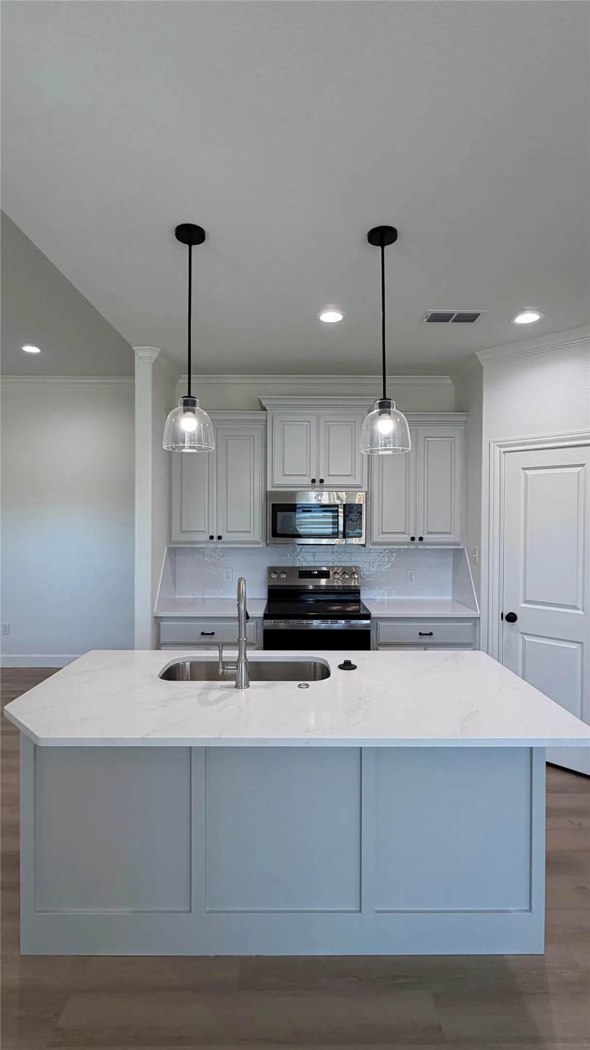 Single Family Residence For Rent in Taylor County , 7577 Wildflower Way, Abilene, Texas 79602, 4 Bedroom, 2 Bathroom, 2 Garage spaces, 1,648 Sqft, built in 2026, mls#21404912, Real Estate Agent in Abilene, Homes For Rent in Taylor county, Homes For Rent in Abilene, Realtor in Abilene Texas, Real Estate Brokerage Independent Realty Texas, Luminita Cordes Realtor