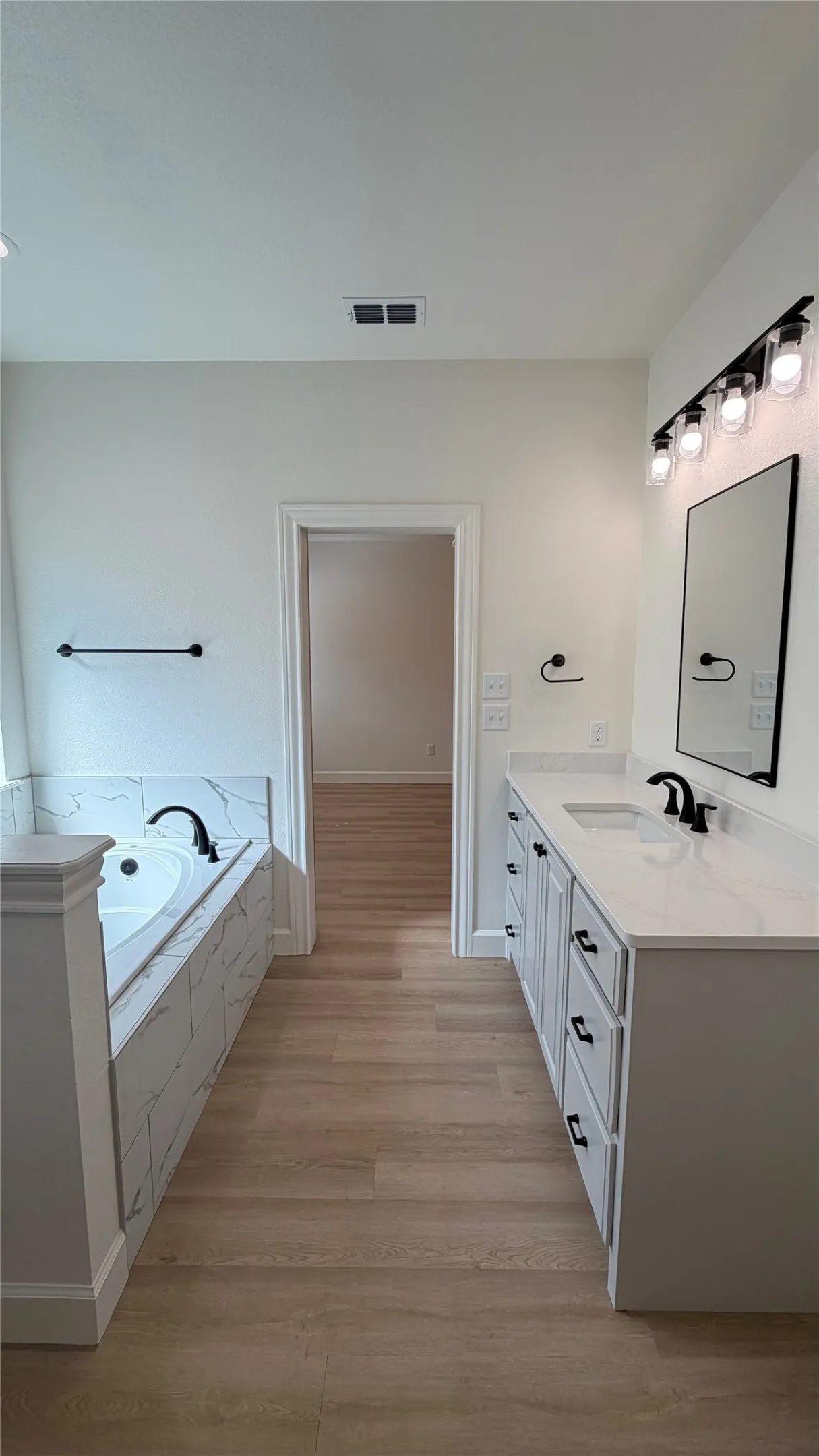 Single Family Residence For Rent in Taylor County , 7577 Wildflower Way, Abilene, Texas 79602, 4 Bedroom, 2 Bathroom, 2 Garage spaces, 1,648 Sqft, built in 2026, mls#21404912, Real Estate Agent in Abilene, Homes For Rent in Taylor county, Homes For Rent in Abilene, Realtor in Abilene Texas, Real Estate Brokerage Independent Realty Texas, Luminita Cordes Realtor