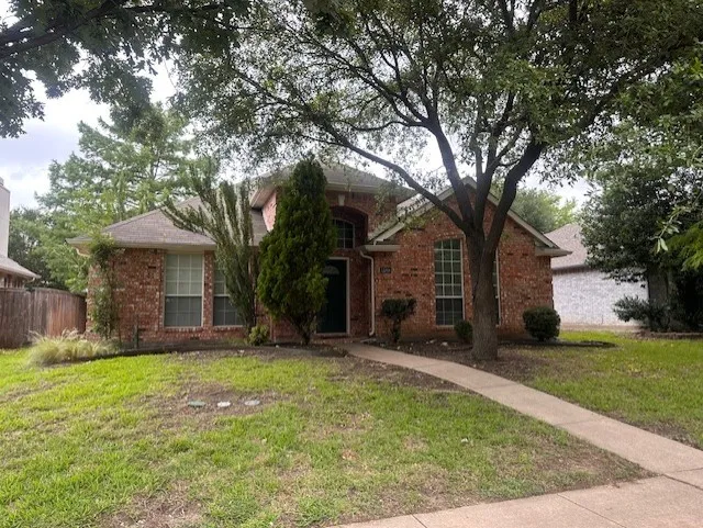 Single Family Residence For Rent in Collin County , 12018 Biloxi Drive, Frisco, Texas 75035, 3 Bedroom, 2 Bathroom, 2 Garage spaces, 2,023 Sqft, built in 1996, mls#21404913, Real Estate Agent in Frisco, Homes For Rent in Collin county, Homes For Rent in Frisco, Realtor in Frisco Texas, Real Estate Brokerage Independent Realty Texas, Luminita Cordes Realtor