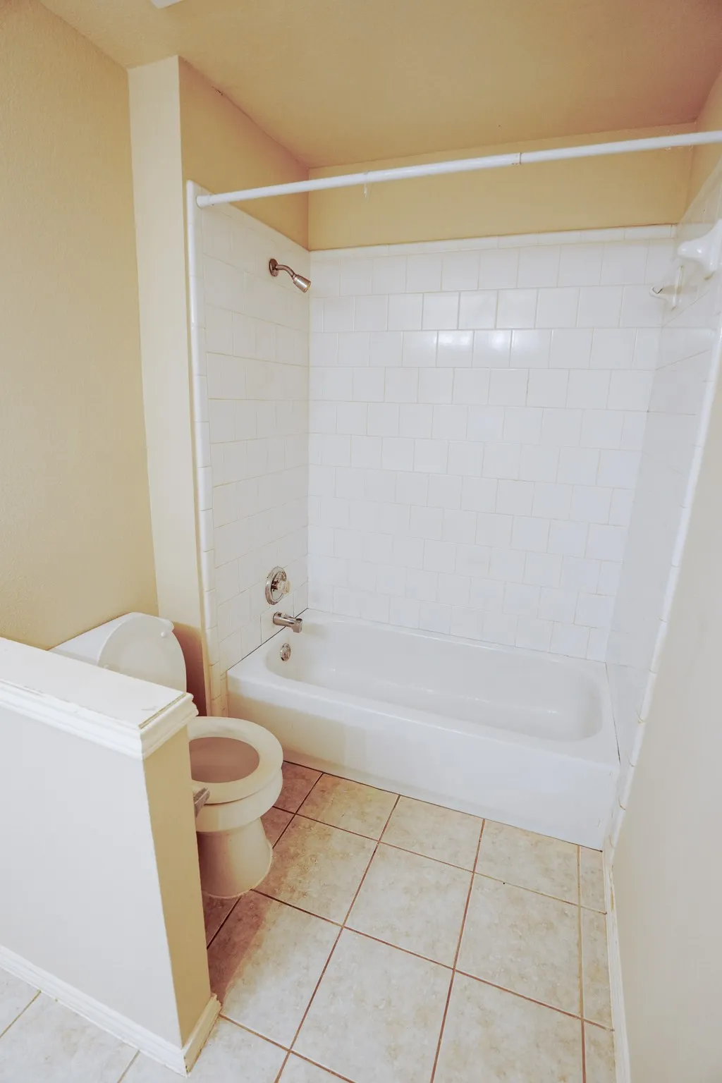 Single Family Residence For Rent in Collin County , 11354 Still Hollow Drive, Frisco, Texas 75035, 3 Bedroom, 3 Bathroom, 2 Garage spaces, 2,004 Sqft, built in 2001, mls#21404915, Real Estate Agent in Frisco, Homes For Rent in Collin county, Homes For Rent in Frisco, Realtor in Frisco Texas, Real Estate Brokerage Independent Realty Texas, Luminita Cordes Realtor