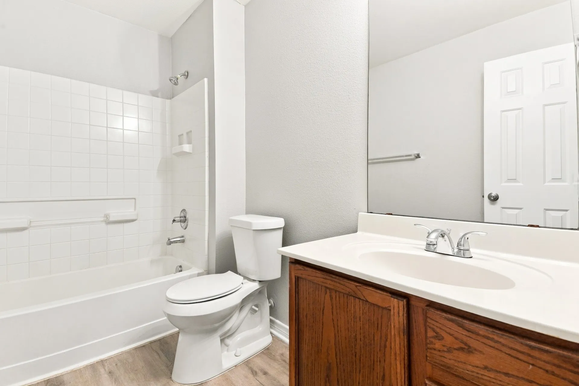 Single Family Residence For Rent in Denton County , 1601 Princess Lane, Little Elm, Texas 75036, 5 Bedroom, 4 Bathroom, 2 Garage spaces, 4,014 Sqft, built in 2005, mls#21404900, Real Estate Agent in Little Elm, Homes For Rent in Denton county, Homes For Rent in Little Elm, Realtor in Little Elm Texas, Real Estate Brokerage Independent Realty Texas, Luminita Cordes Realtor