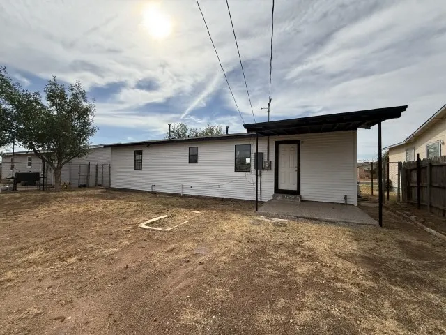 Single Family Residence For Sale in Ector County , 615 E 55th Street, Odessa, Texas 79762, 3 Bedroom, 2 Bathroom, Garage spaces, 1,328 Sqft, built in 1958, mls#21404908, Real Estate Agent in Odessa, Homes For Sale in Ector county, Homes For Sale in Odessa, Realtor in Odessa Texas, Real Estate Brokerage Independent Realty Texas, Luminita Cordes Realtor