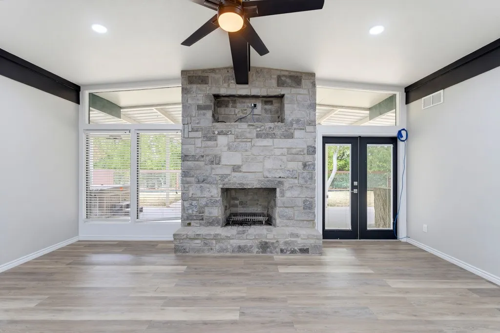 Single Family Residence For Sale in Taylor County , 4026 Congress Court, Abilene, Texas 79603, 4 Bedroom, 2 Bathroom, 2 Garage spaces, 2,345 Sqft, built in 1966, mls#21403935, Real Estate Agent in Abilene, Homes For Sale in Taylor county, Homes For Sale in Abilene, Realtor in Abilene Texas, Real Estate Brokerage Independent Realty Texas, Luminita Cordes Realtor