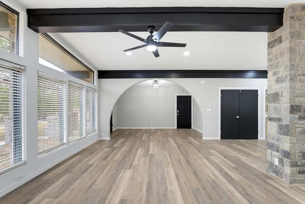Single Family Residence For Sale in Taylor County , 4026 Congress Court, Abilene, Texas 79603, 4 Bedroom, 2 Bathroom, 2 Garage spaces, 2,345 Sqft, built in 1966, mls#21403935, Real Estate Agent in Abilene, Homes For Sale in Taylor county, Homes For Sale in Abilene, Realtor in Abilene Texas, Real Estate Brokerage Independent Realty Texas, Luminita Cordes Realtor