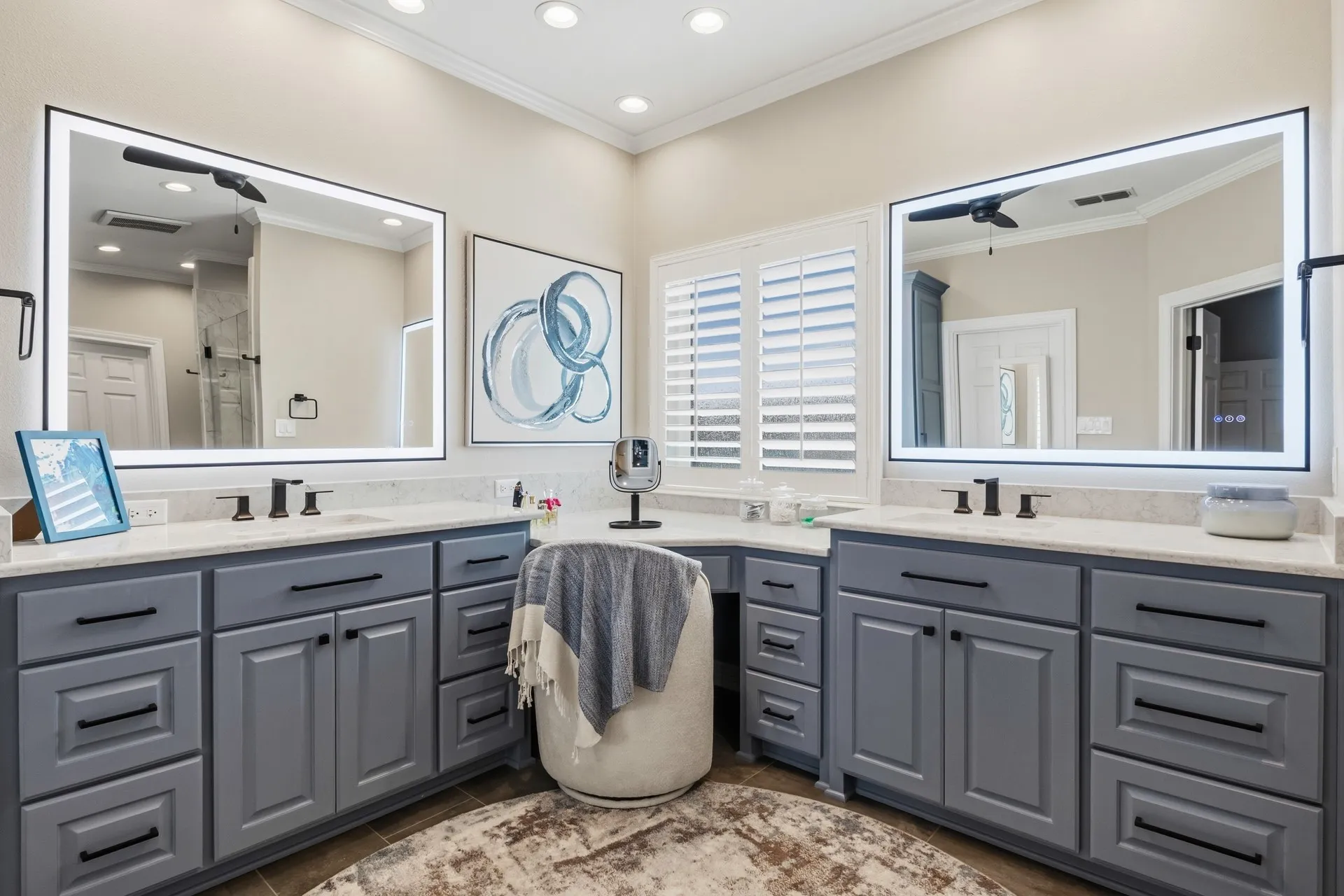 Single Family Residence For Sale in Titus County , 213 Devonshire, Mt Pleasant, Texas 75455, 4 Bedroom, 4 Bathroom, 2 Garage spaces, 2,923 Sqft, built in 2008, mls#21395591, Real Estate Agent in Mt Pleasant, Homes For Sale in Titus county, Homes For Sale in Mt Pleasant, Realtor in Mt Pleasant Texas, Real Estate Brokerage Independent Realty Texas, Luminita Cordes Realtor