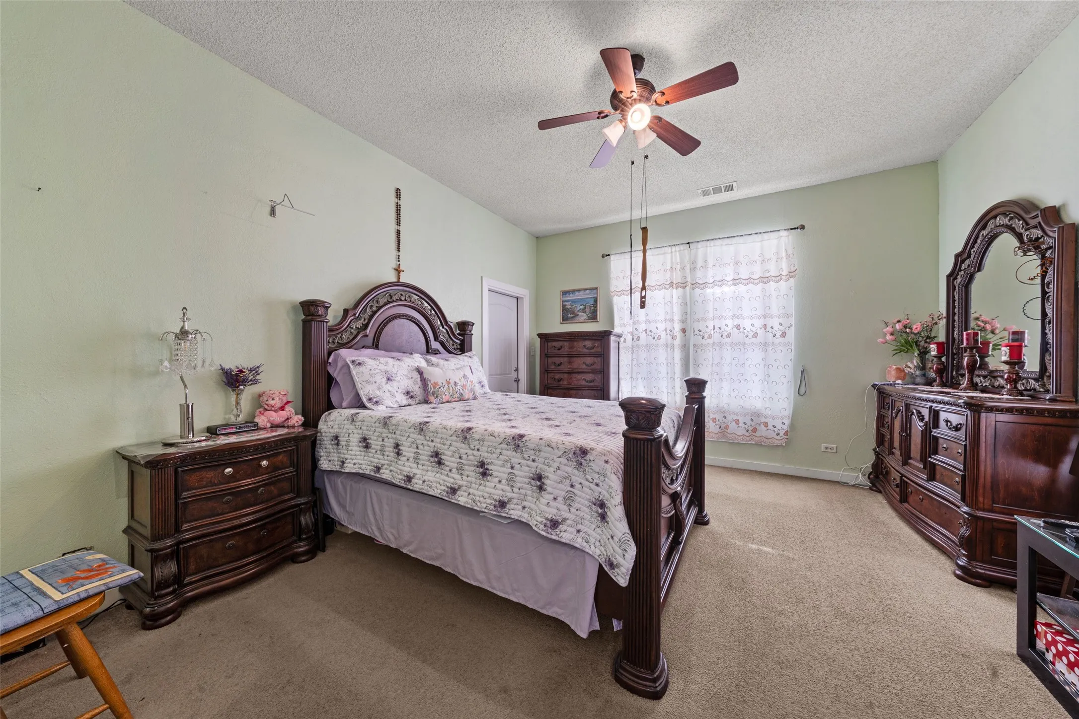 Single Family Residence For Sale in Mc Lennan County , 3215 Bosque Boulevard, Waco, Texas 76707, 3 Bedroom, 1 Bathroom, Garage spaces, 1,668 Sqft, built in 1940, mls#21404074, Real Estate Agent in Waco, Homes For Sale in Mc Lennan county, Homes For Sale in Waco, Realtor in Waco Texas, Real Estate Brokerage Independent Realty Texas, Luminita Cordes Realtor
