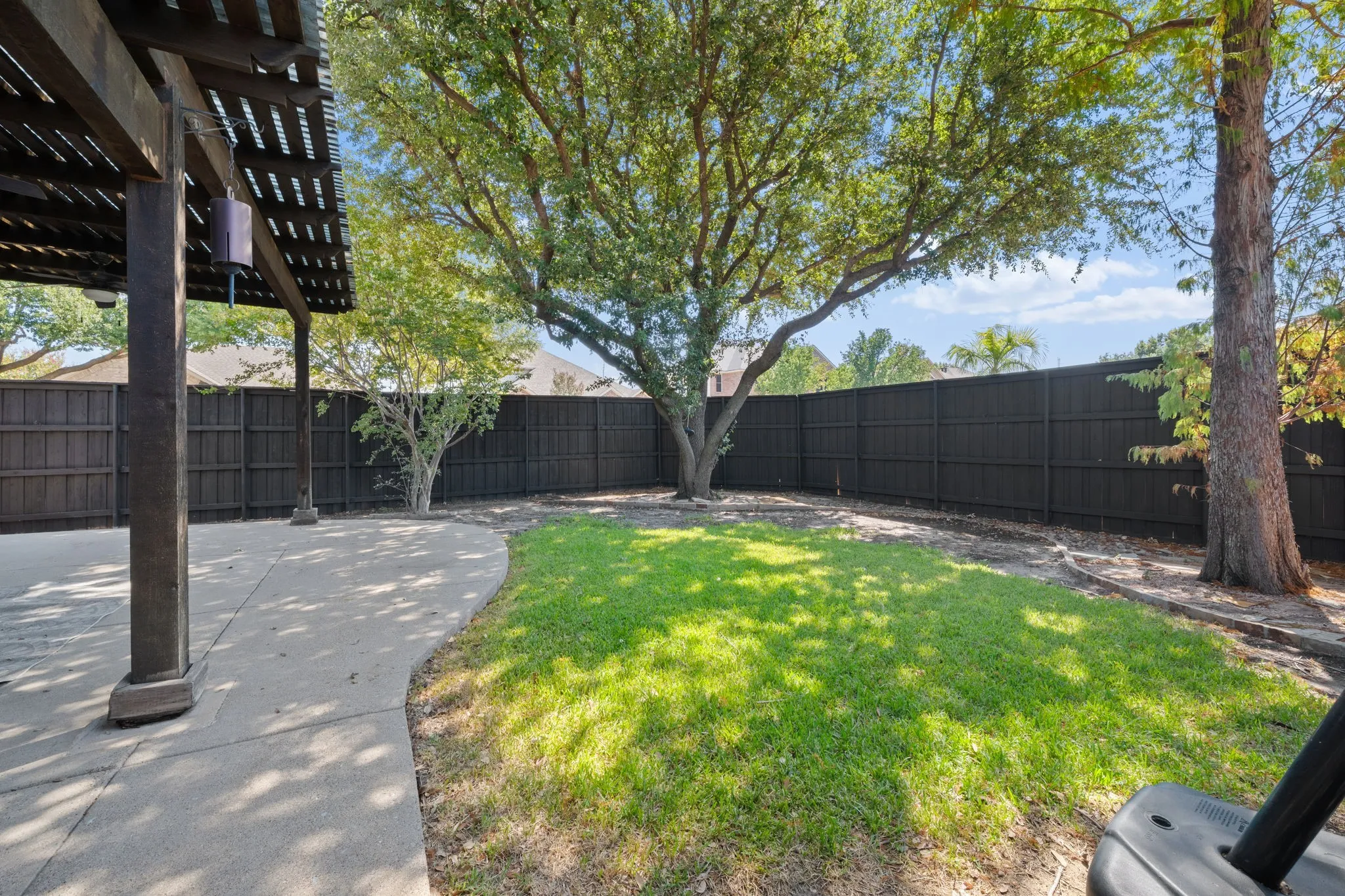Single Family Residence For Rent in Denton County , 5925 Chatham Lane, The Colony, Texas 75056, 4 Bedroom, 4 Bathroom, 2 Garage spaces, 3,505 Sqft, built in 2000, mls#21394055, Real Estate Agent in The Colony, Homes For Rent in Denton county, Homes For Rent in The Colony, Realtor in The Colony Texas, Real Estate Brokerage Independent Realty Texas, Luminita Cordes Realtor