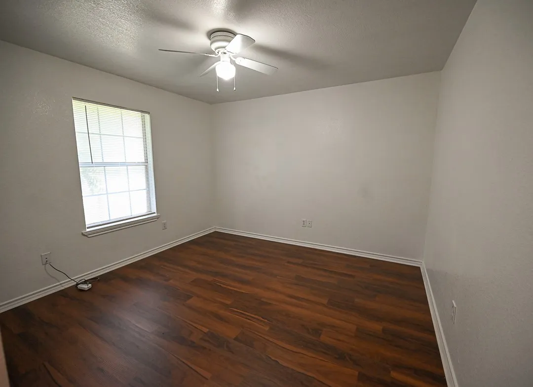 Quadruplex For Rent in Wise County , 105 S Wilson Unit A Street, Boyd, Texas 76023, 2 Bedroom, 1 Bathroom, Garage spaces, 800 Sqft, built in 2004, mls#21404926, Real Estate Agent in Boyd, Homes For Rent in Wise county, Homes For Rent in Boyd, Realtor in Boyd Texas, Real Estate Brokerage Independent Realty Texas, Luminita Cordes Realtor