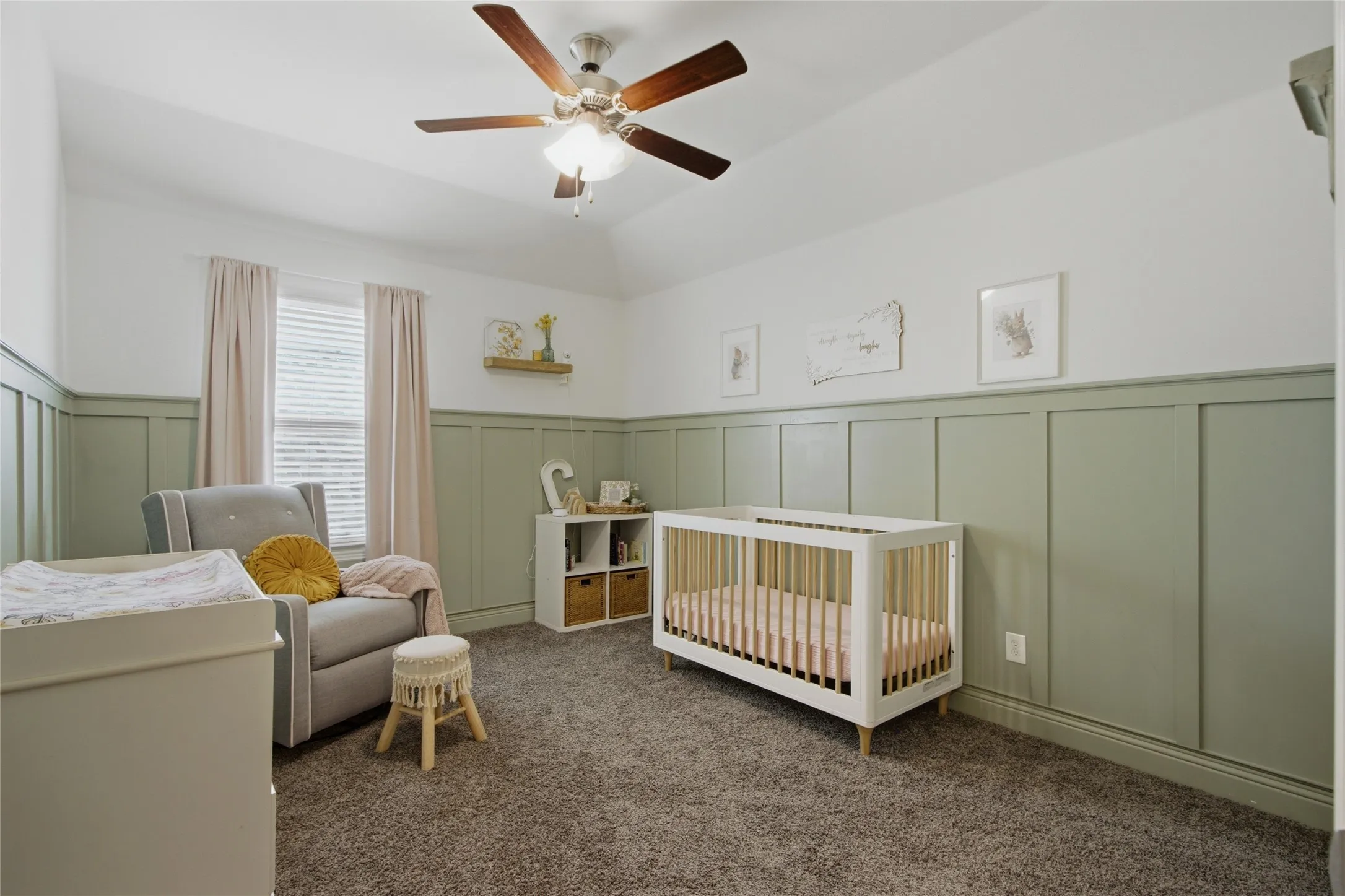 Single Family Residence For Rent in Denton County , 4317 Lakeview Drive, Frisco, Texas 75036, 4 Bedroom, 4 Bathroom, 2 Garage spaces, 2,874 Sqft, built in 2018, mls#21404906, Real Estate Agent in Frisco, Homes For Rent in Denton county, Homes For Rent in Frisco, Realtor in Frisco Texas, Real Estate Brokerage Independent Realty Texas, Luminita Cordes Realtor