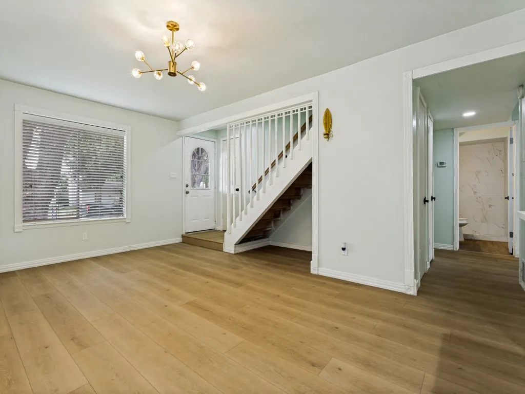 Single Family Residence For Sale in Dallas County , 2018 Vail Drive, Garland, Texas 75044, 3 Bedroom, 2 Bathroom, Garage spaces, 2,091 Sqft, built in 1972, mls#21404950, Real Estate Agent in Garland, Homes For Sale in Dallas county, Homes For Sale in Garland, Realtor in Garland Texas, Real Estate Brokerage Independent Realty Texas, Luminita Cordes Realtor