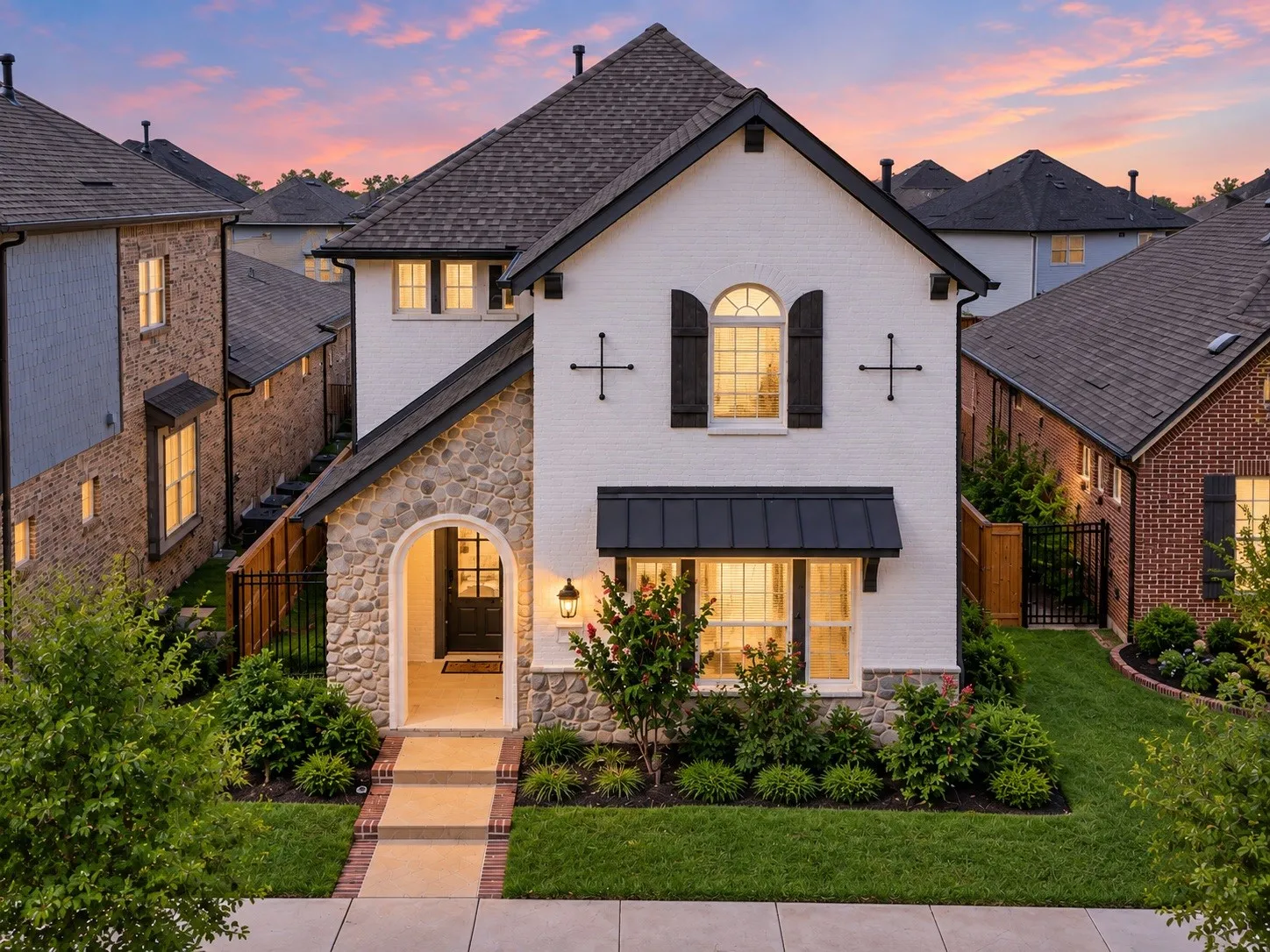Single Family Residence For Rent in Tarrant County , 1621 Rose Willow Way, Arlington, Texas 76005, 3 Bedroom, 3 Bathroom, 2 Garage spaces, 2,587 Sqft, built in 2020, mls#21404952, Real Estate Agent in Arlington, Homes For Rent in Tarrant county, Homes For Rent in Arlington, Realtor in Arlington Texas, Real Estate Brokerage Independent Realty Texas, Luminita Cordes Realtor