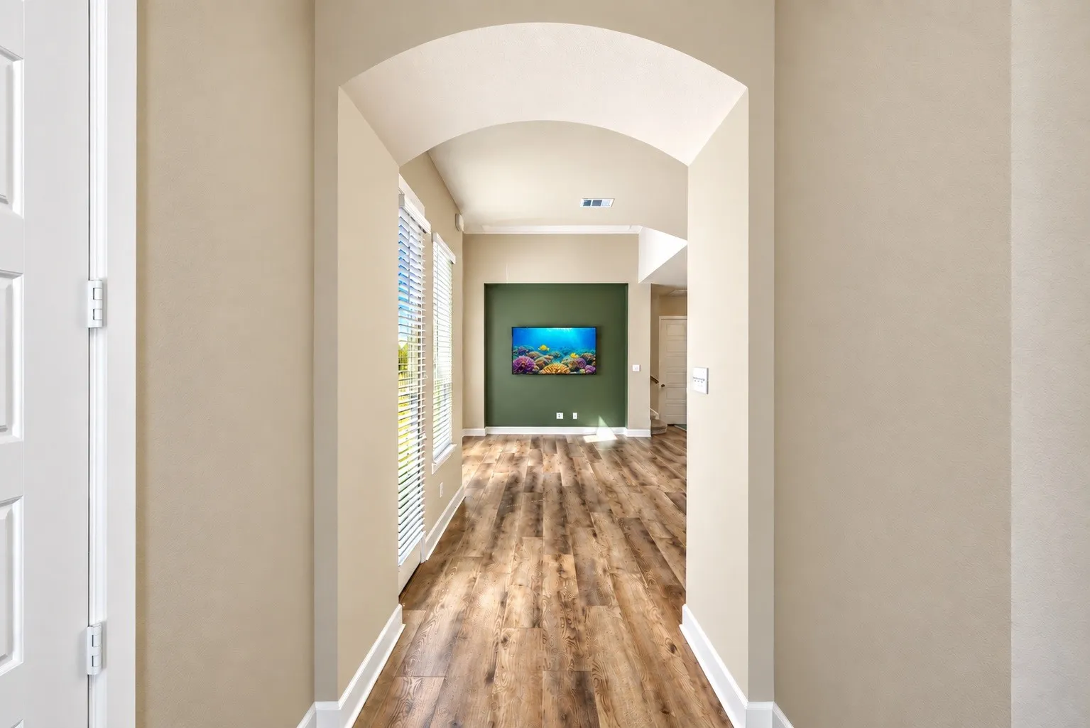 Single Family Residence For Rent in Tarrant County , 1621 Rose Willow Way, Arlington, Texas 76005, 3 Bedroom, 3 Bathroom, 2 Garage spaces, 2,587 Sqft, built in 2020, mls#21404952, Real Estate Agent in Arlington, Homes For Rent in Tarrant county, Homes For Rent in Arlington, Realtor in Arlington Texas, Real Estate Brokerage Independent Realty Texas, Luminita Cordes Realtor