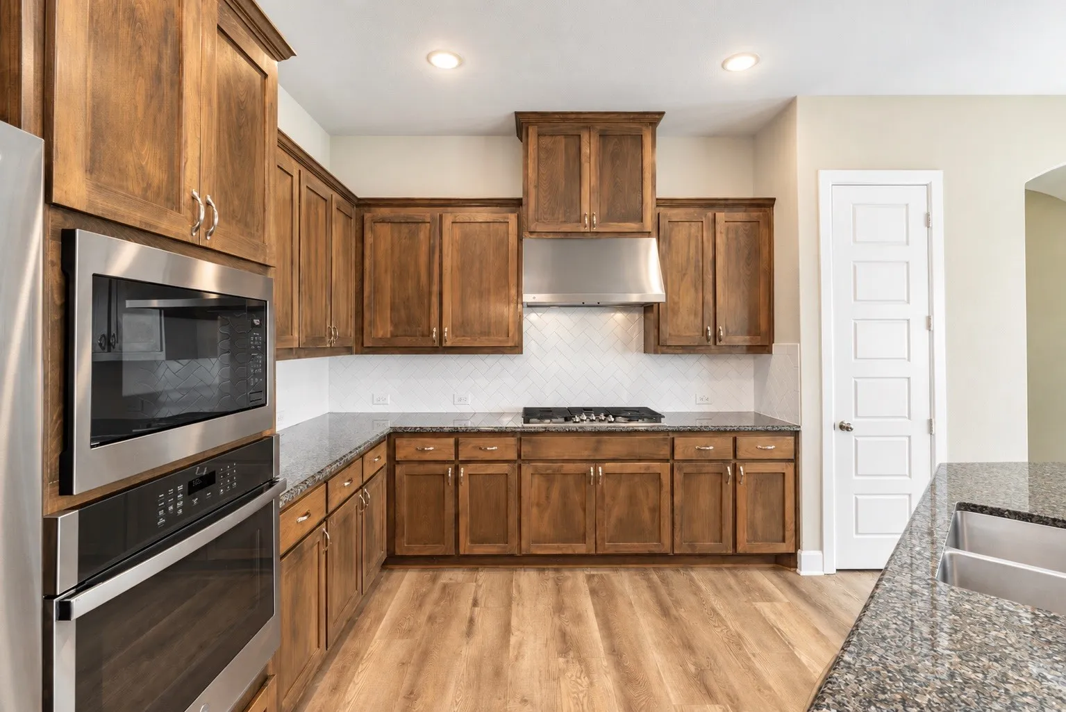 Single Family Residence For Rent in Tarrant County , 1621 Rose Willow Way, Arlington, Texas 76005, 3 Bedroom, 3 Bathroom, 2 Garage spaces, 2,587 Sqft, built in 2020, mls#21404952, Real Estate Agent in Arlington, Homes For Rent in Tarrant county, Homes For Rent in Arlington, Realtor in Arlington Texas, Real Estate Brokerage Independent Realty Texas, Luminita Cordes Realtor