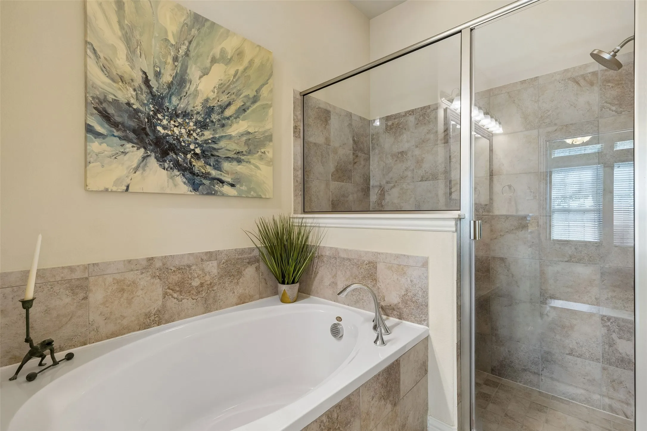 Townhouse For Sale in Tarrant County , 8209 Main Street, North Richland Hills, Texas 76182, 3 Bedroom, 3 Bathroom, 2 Garage spaces, 2,198 Sqft, built in 2018, mls#21404506, Real Estate Agent in North Richland Hills, Homes For Sale in Tarrant county, Homes For Sale in North Richland Hills, Realtor in North Richland Hills Texas, Real Estate Brokerage Independent Realty Texas, Luminita Cordes Realtor
