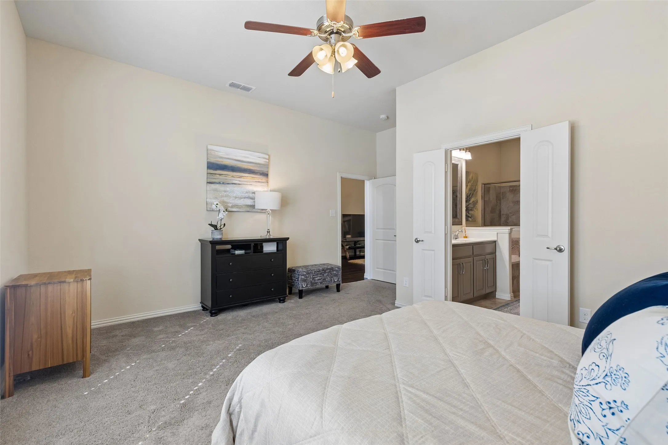 Townhouse For Sale in Tarrant County , 8209 Main Street, North Richland Hills, Texas 76182, 3 Bedroom, 3 Bathroom, 2 Garage spaces, 2,198 Sqft, built in 2018, mls#21404506, Real Estate Agent in North Richland Hills, Homes For Sale in Tarrant county, Homes For Sale in North Richland Hills, Realtor in North Richland Hills Texas, Real Estate Brokerage Independent Realty Texas, Luminita Cordes Realtor