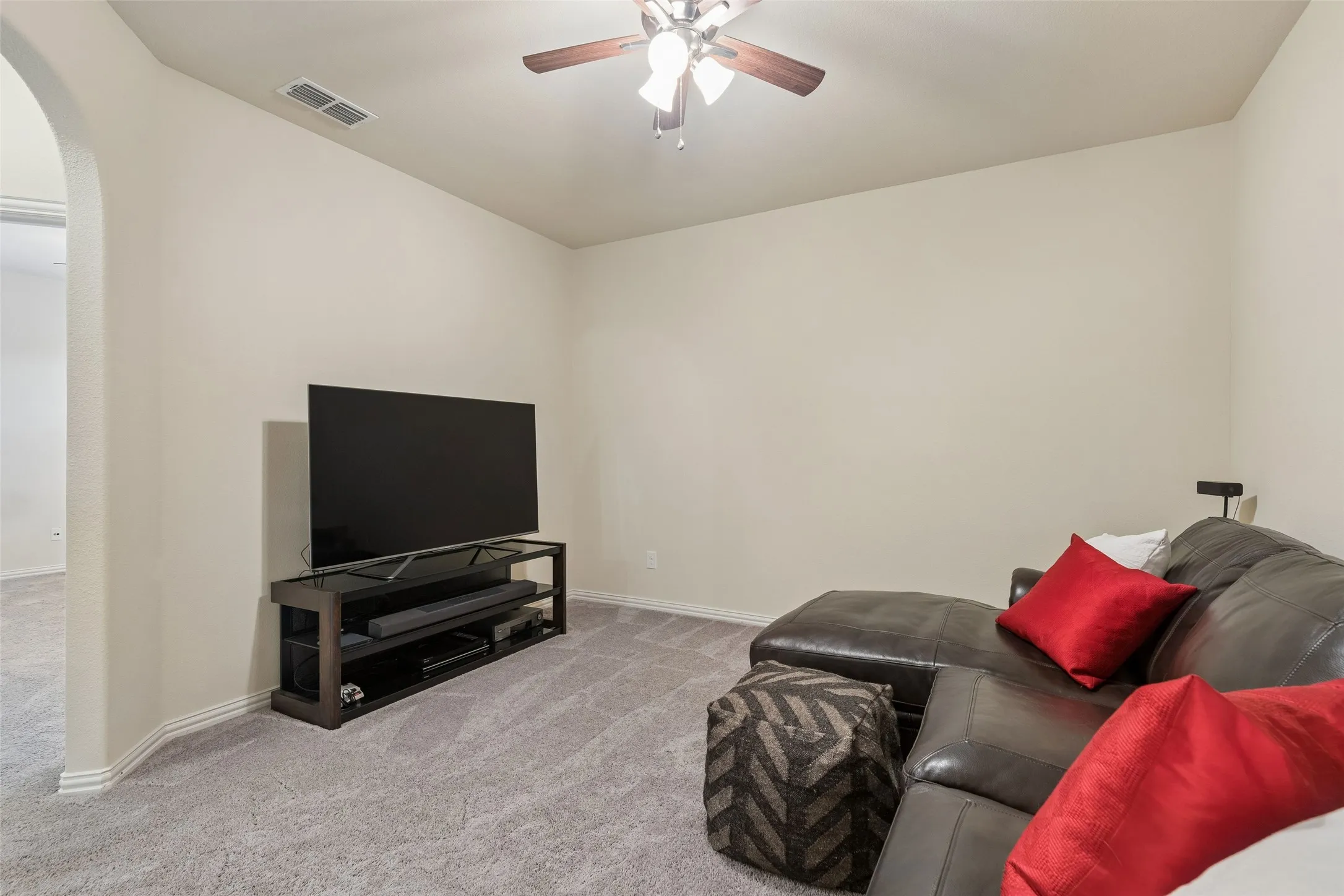 Townhouse For Sale in Tarrant County , 8209 Main Street, North Richland Hills, Texas 76182, 3 Bedroom, 3 Bathroom, 2 Garage spaces, 2,198 Sqft, built in 2018, mls#21404506, Real Estate Agent in North Richland Hills, Homes For Sale in Tarrant county, Homes For Sale in North Richland Hills, Realtor in North Richland Hills Texas, Real Estate Brokerage Independent Realty Texas, Luminita Cordes Realtor