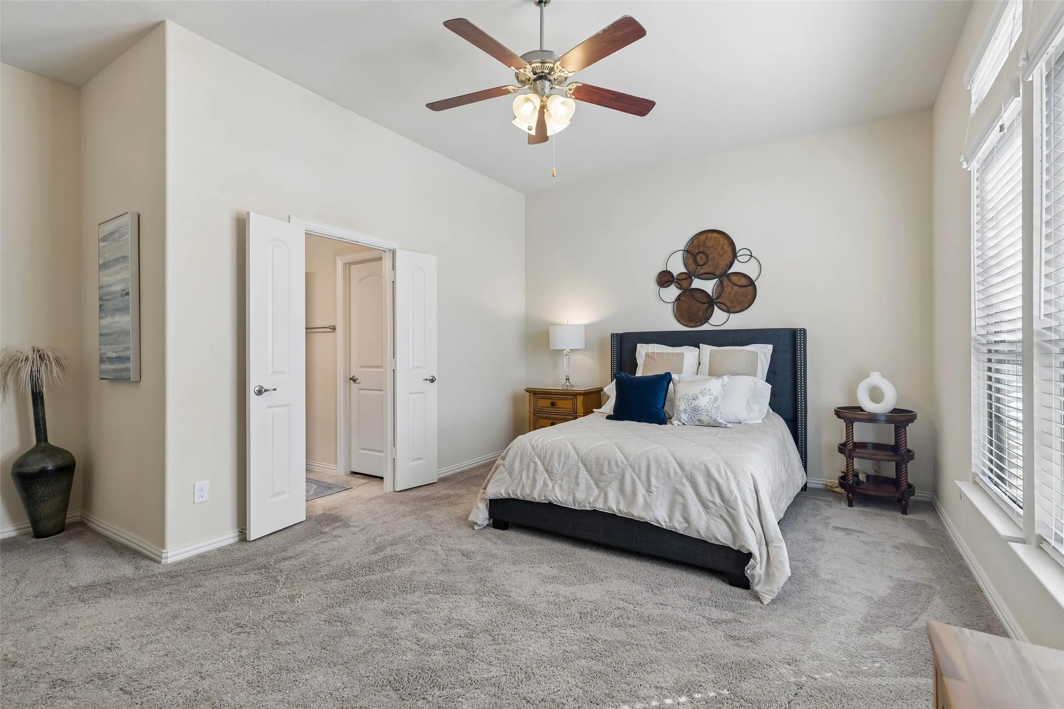 Townhouse For Sale in Tarrant County , 8209 Main Street, North Richland Hills, Texas 76182, 3 Bedroom, 3 Bathroom, 2 Garage spaces, 2,198 Sqft, built in 2018, mls#21404506, Real Estate Agent in North Richland Hills, Homes For Sale in Tarrant county, Homes For Sale in North Richland Hills, Realtor in North Richland Hills Texas, Real Estate Brokerage Independent Realty Texas, Luminita Cordes Realtor