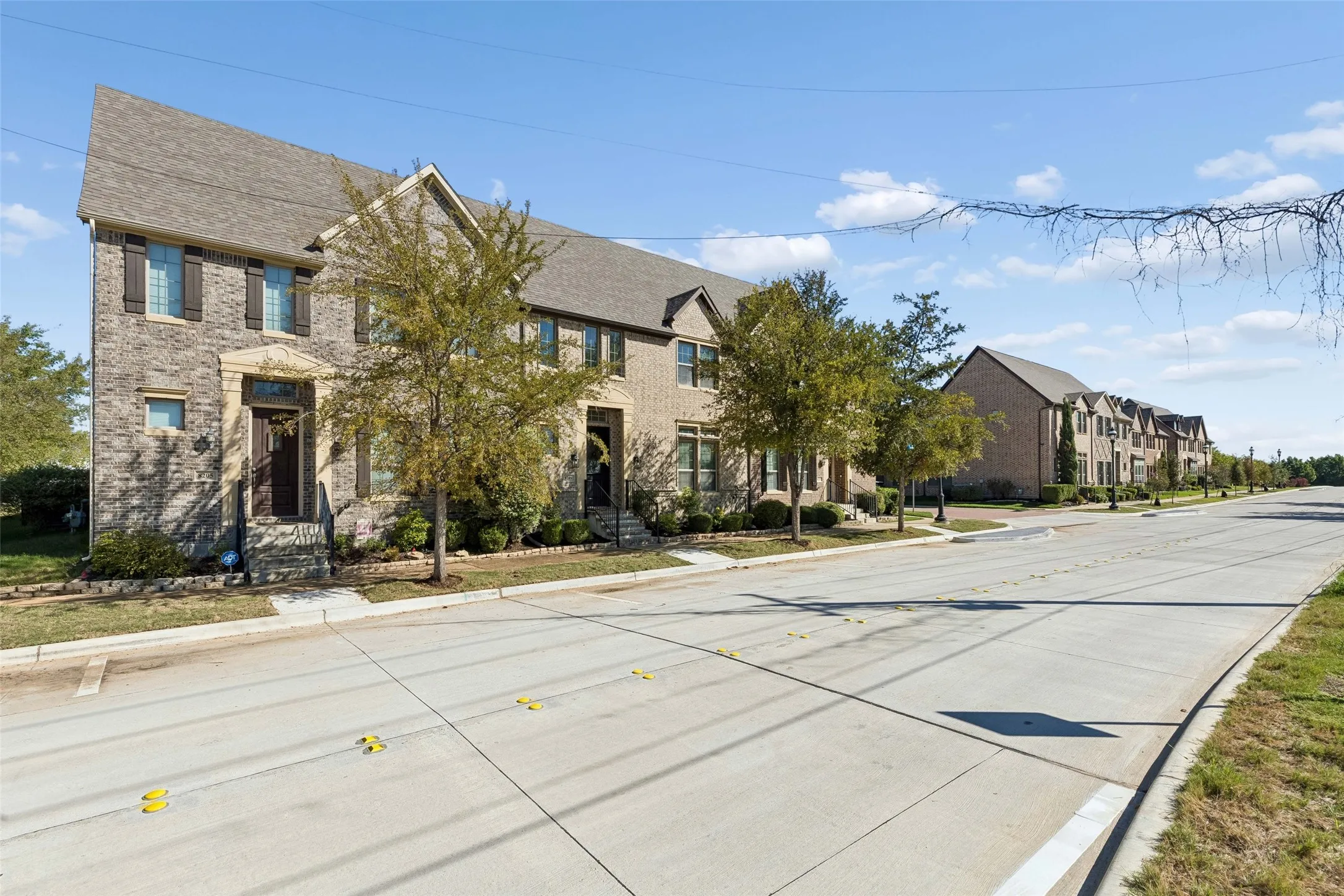 Townhouse For Sale in Tarrant County , 8209 Main Street, North Richland Hills, Texas 76182, 3 Bedroom, 3 Bathroom, 2 Garage spaces, 2,198 Sqft, built in 2018, mls#21404506, Real Estate Agent in North Richland Hills, Homes For Sale in Tarrant county, Homes For Sale in North Richland Hills, Realtor in North Richland Hills Texas, Real Estate Brokerage Independent Realty Texas, Luminita Cordes Realtor