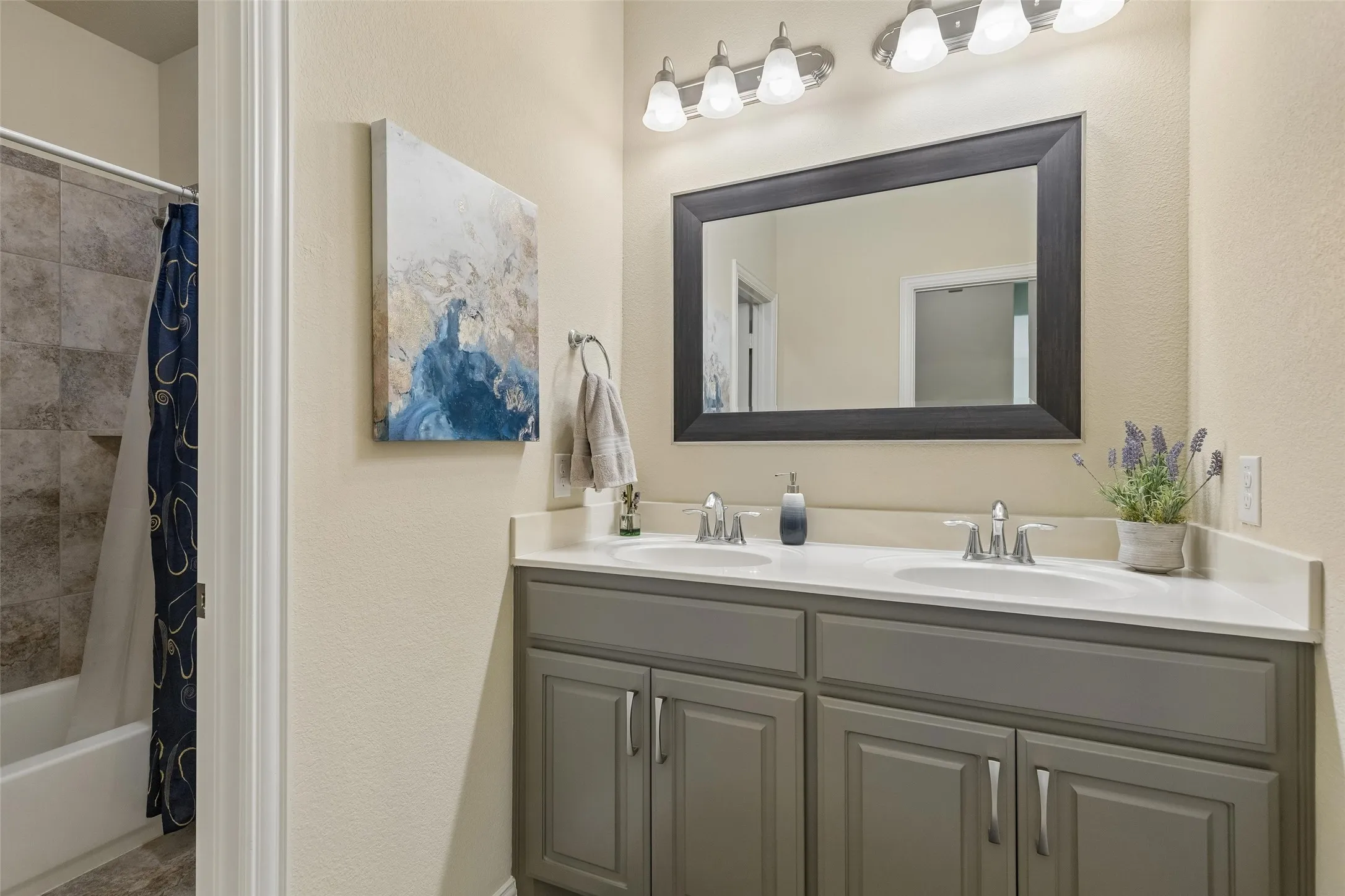 Townhouse For Sale in Tarrant County , 8209 Main Street, North Richland Hills, Texas 76182, 3 Bedroom, 3 Bathroom, 2 Garage spaces, 2,198 Sqft, built in 2018, mls#21404506, Real Estate Agent in North Richland Hills, Homes For Sale in Tarrant county, Homes For Sale in North Richland Hills, Realtor in North Richland Hills Texas, Real Estate Brokerage Independent Realty Texas, Luminita Cordes Realtor