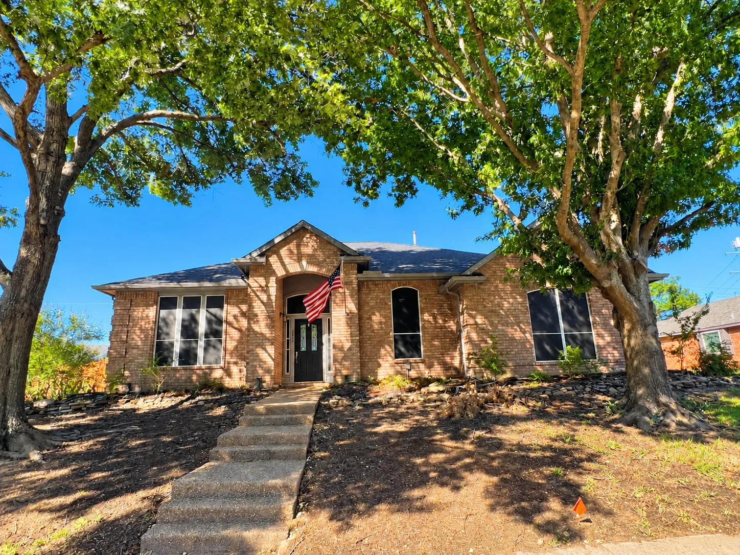 Single Family Residence For Rent in Tarrant County , 1606 Sarah Brooks Drive, Keller, Texas 76248, 4 Bedroom, 2 Bathroom, 3 Garage spaces, 2,360 Sqft, built in 1994, mls#21404957, Real Estate Agent in Keller, Homes For Rent in Tarrant county, Homes For Rent in Keller, Realtor in Keller Texas, Real Estate Brokerage Independent Realty Texas, Luminita Cordes Realtor