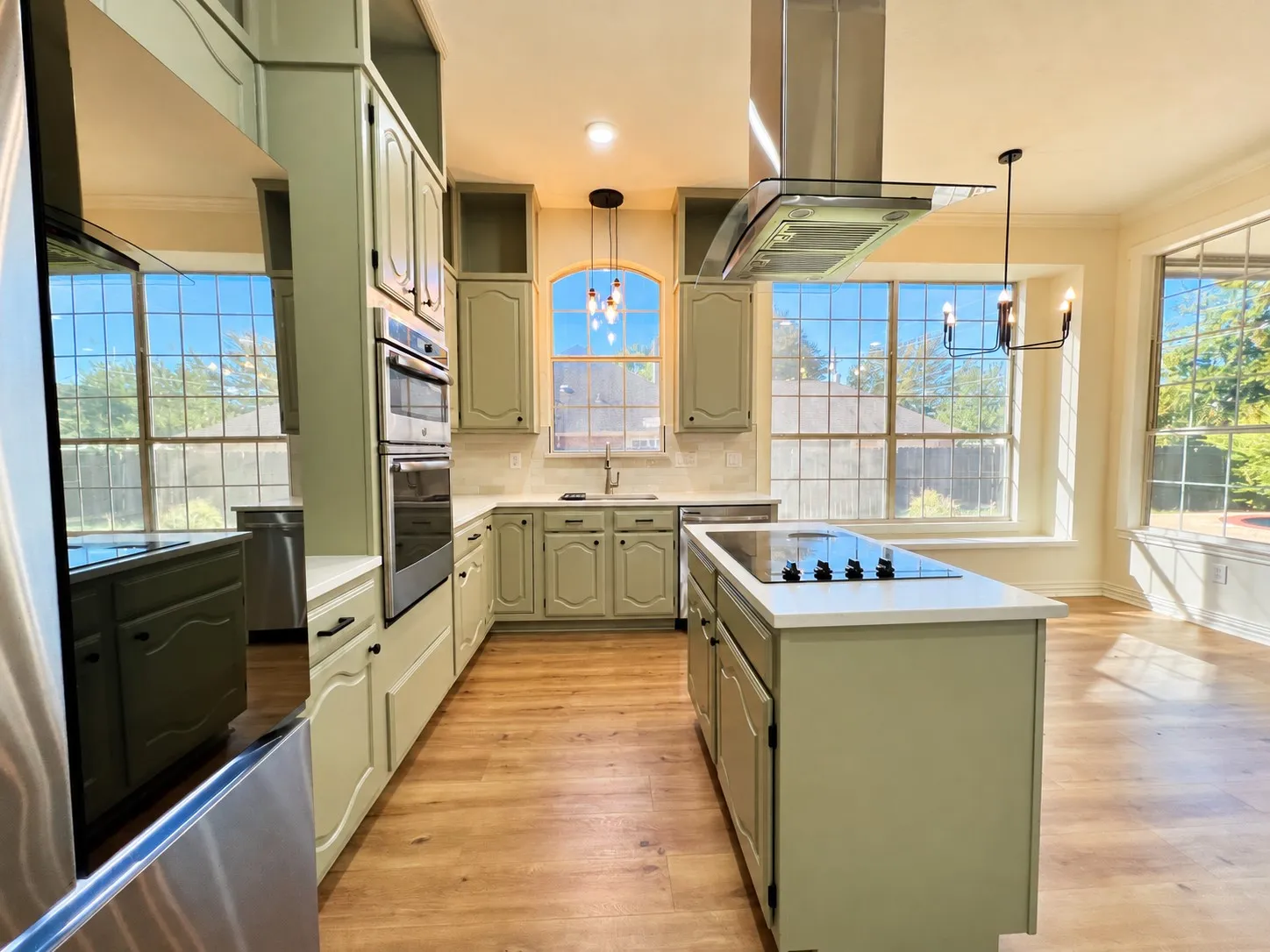 Single Family Residence For Rent in Tarrant County , 1606 Sarah Brooks Drive, Keller, Texas 76248, 4 Bedroom, 2 Bathroom, 3 Garage spaces, 2,360 Sqft, built in 1994, mls#21404957, Real Estate Agent in Keller, Homes For Rent in Tarrant county, Homes For Rent in Keller, Realtor in Keller Texas, Real Estate Brokerage Independent Realty Texas, Luminita Cordes Realtor