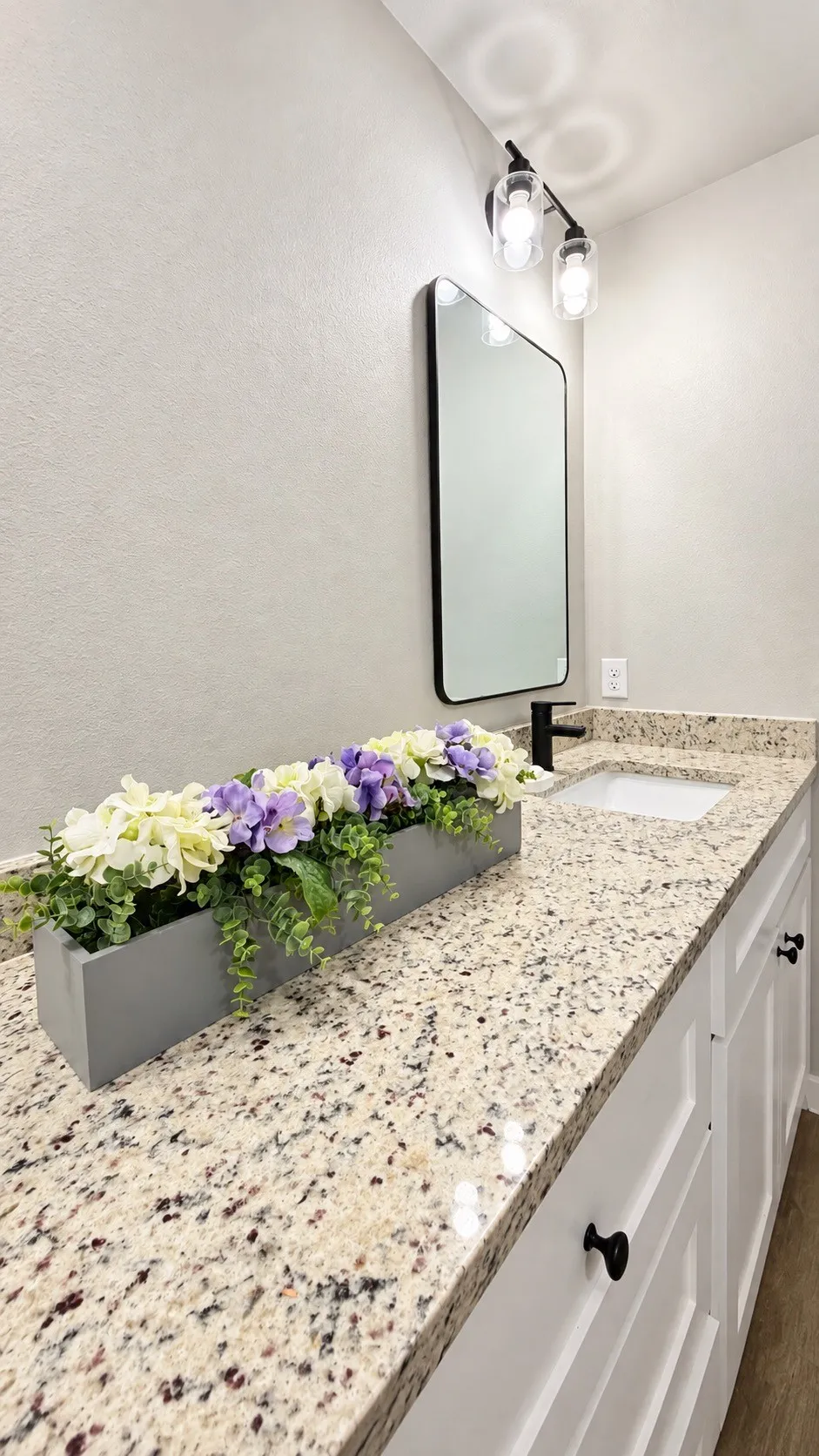 Single Family Residence For Rent in Taylor County , 429 Goa Way, Abilene, Texas 79602, 3 Bedroom, 2 Bathroom, 1 Garage spaces, 1,198 Sqft, built in 2025, mls#21404967, Real Estate Agent in Abilene, Homes For Rent in Taylor county, Homes For Rent in Abilene, Realtor in Abilene Texas, Real Estate Brokerage Independent Realty Texas, Luminita Cordes Realtor