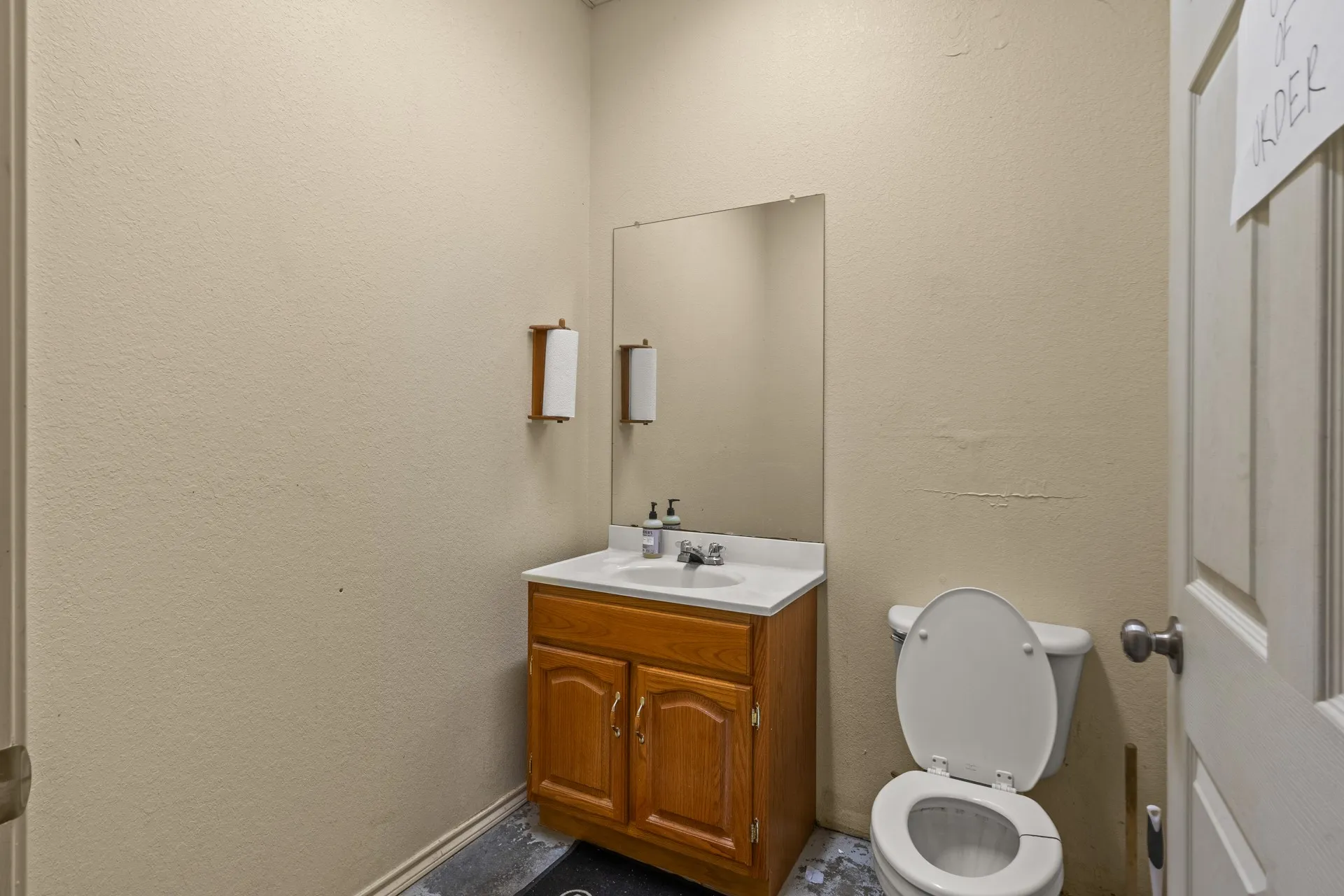 Warehouse For Sale in Camp County , 1081 Texas Loop 179, Pittsburg, Texas 75686, 0, 0, Garage spaces, 0 Sqft, built in 2003, mls#21404222, Real Estate Agent in Pittsburg, Homes For Sale in Camp county, Homes For Sale in Pittsburg, Realtor in Pittsburg Texas, Real Estate Brokerage Independent Realty Texas, Luminita Cordes Realtor