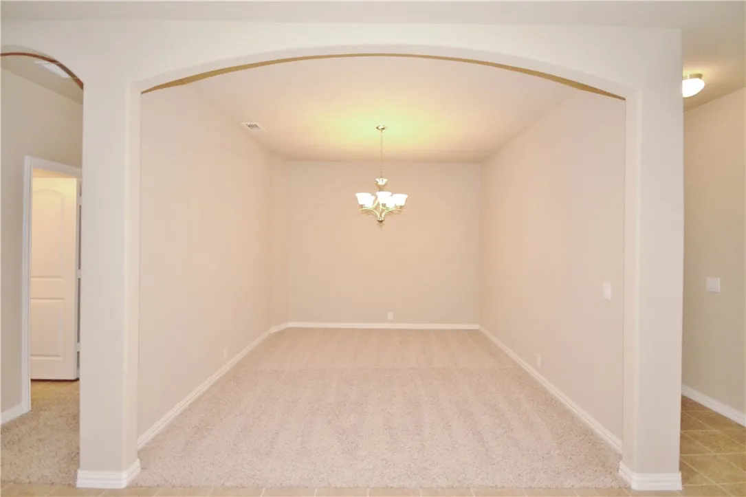 Single Family Residence For Rent in Ellis County , 118 Eagle Feather, Waxahachie, Texas 75165, 4 Bedroom, 3 Bathroom, 2 Garage spaces, 2,574 Sqft, built in 2016, mls#21404970, Real Estate Agent in Waxahachie, Homes For Rent in Ellis county, Homes For Rent in Waxahachie, Realtor in Waxahachie Texas, Real Estate Brokerage Independent Realty Texas, Luminita Cordes Realtor