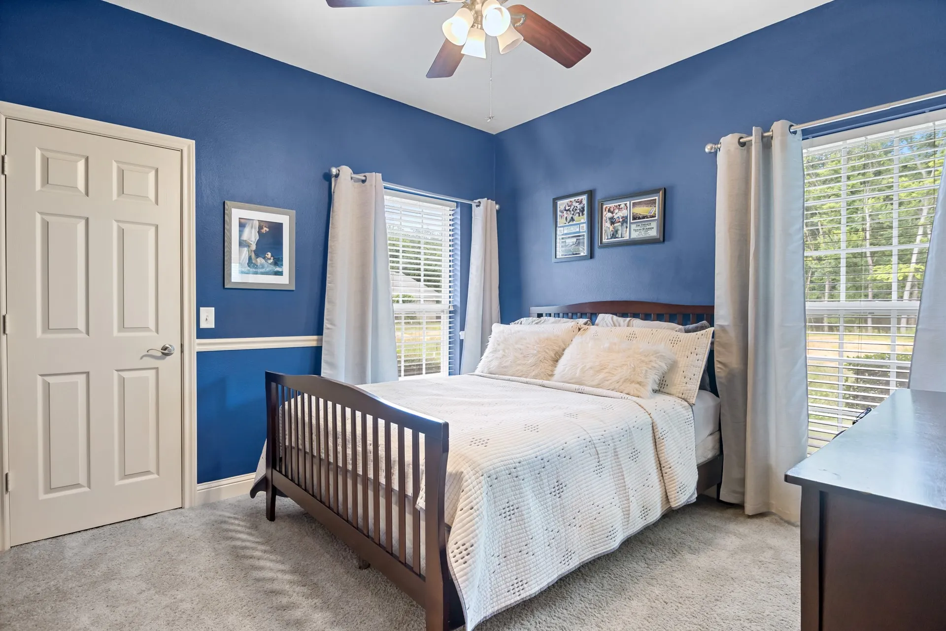 Single Family Residence For Sale in Titus County , 910 Holly Hill, Mt Pleasant, Texas 75455, 4 Bedroom, 3 Bathroom, 2 Garage spaces, 2,800 Sqft, built in 2005, mls#21402372, Real Estate Agent in Mt Pleasant, Homes For Sale in Titus county, Homes For Sale in Mt Pleasant, Realtor in Mt Pleasant Texas, Real Estate Brokerage Independent Realty Texas, Luminita Cordes Realtor