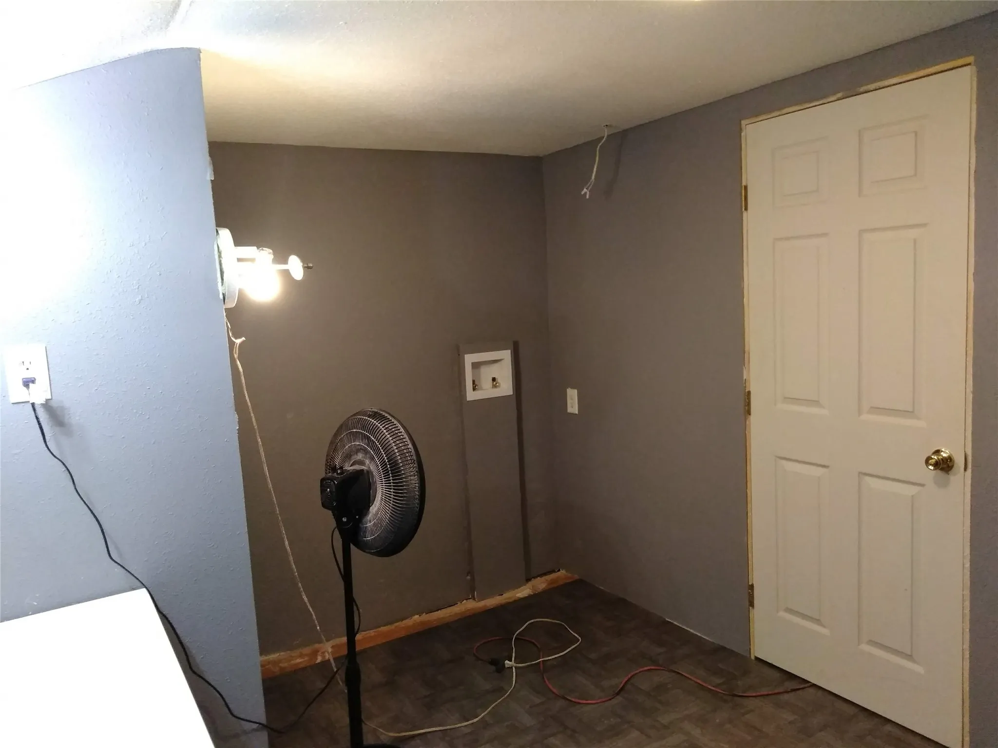 Single Family Residence For Sale in Brown County , 402 Main St, Blanket, Texas 76432, 3 Bedroom, 1 Bathroom, Garage spaces, 1,331 Sqft, built in 1940, mls#21402885, Real Estate Agent in Blanket, Homes For Sale in Brown county, Homes For Sale in Blanket, Realtor in Blanket Texas, Real Estate Brokerage Independent Realty Texas, Luminita Cordes Realtor