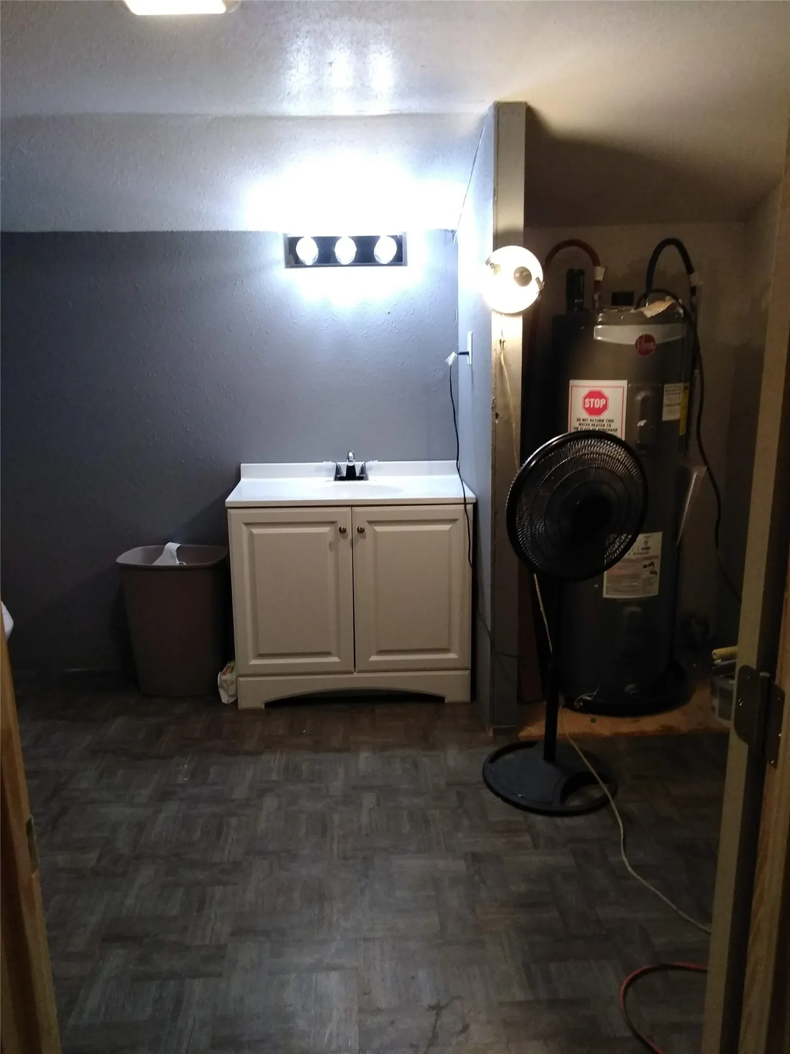 Single Family Residence For Sale in Brown County , 402 Main St, Blanket, Texas 76432, 3 Bedroom, 1 Bathroom, Garage spaces, 1,331 Sqft, built in 1940, mls#21402885, Real Estate Agent in Blanket, Homes For Sale in Brown county, Homes For Sale in Blanket, Realtor in Blanket Texas, Real Estate Brokerage Independent Realty Texas, Luminita Cordes Realtor