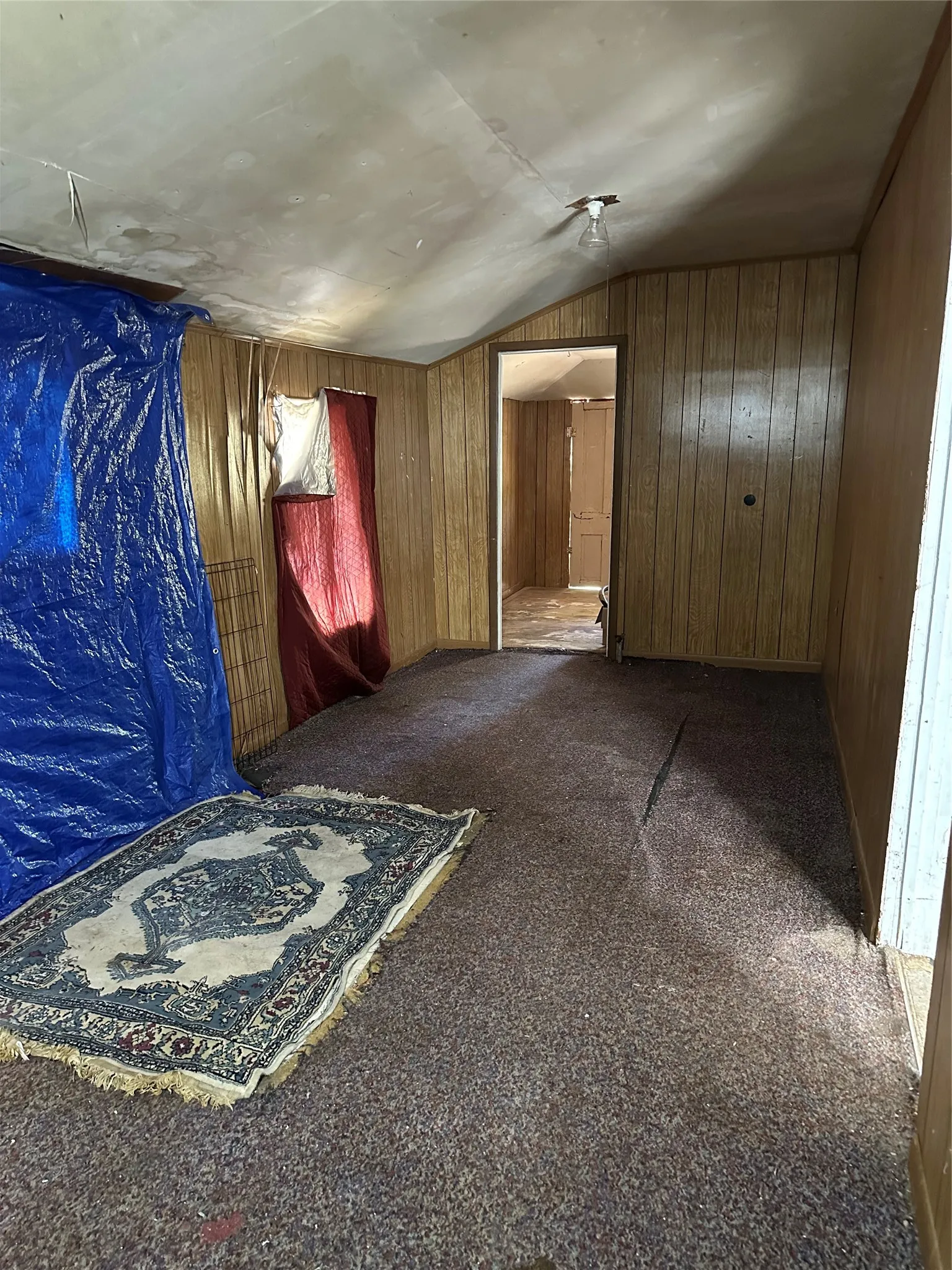 Single Family Residence For Sale in Brown County , 402 Main St, Blanket, Texas 76432, 3 Bedroom, 1 Bathroom, Garage spaces, 1,331 Sqft, built in 1940, mls#21402885, Real Estate Agent in Blanket, Homes For Sale in Brown county, Homes For Sale in Blanket, Realtor in Blanket Texas, Real Estate Brokerage Independent Realty Texas, Luminita Cordes Realtor