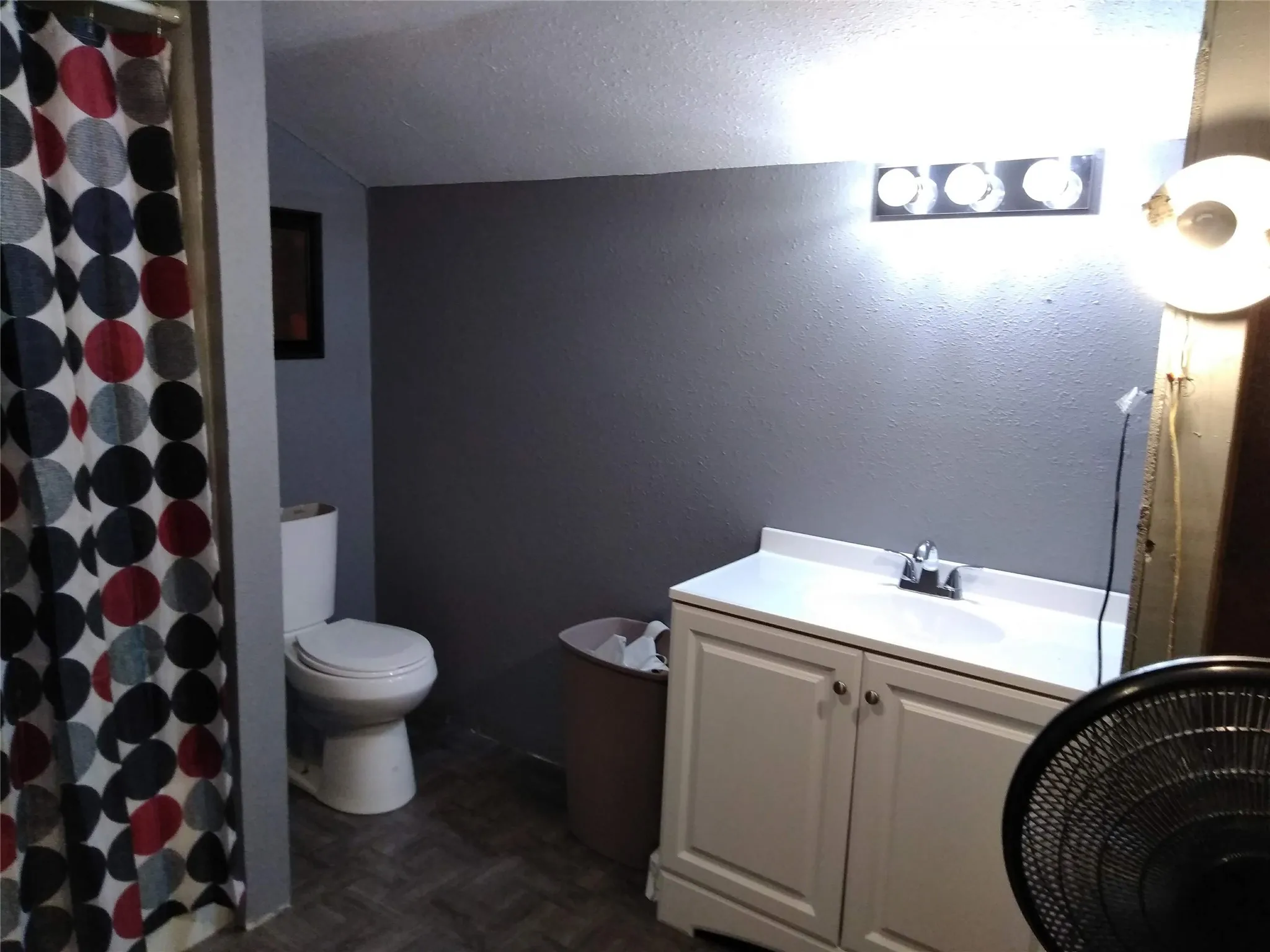 Single Family Residence For Sale in Brown County , 402 Main St, Blanket, Texas 76432, 3 Bedroom, 1 Bathroom, Garage spaces, 1,331 Sqft, built in 1940, mls#21402885, Real Estate Agent in Blanket, Homes For Sale in Brown county, Homes For Sale in Blanket, Realtor in Blanket Texas, Real Estate Brokerage Independent Realty Texas, Luminita Cordes Realtor