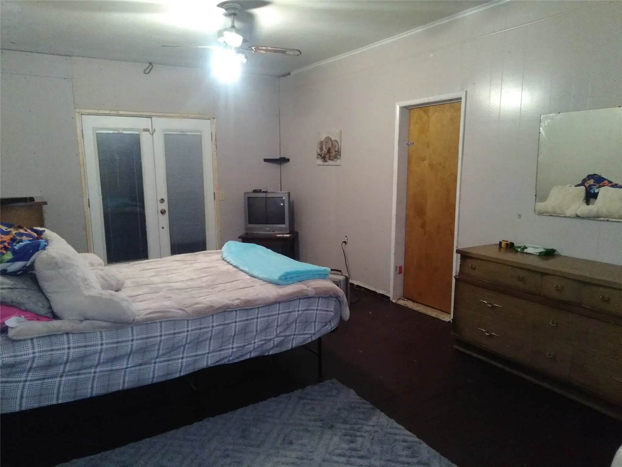 Single Family Residence For Sale in Brown County , 402 Main St, Blanket, Texas 76432, 3 Bedroom, 1 Bathroom, Garage spaces, 1,331 Sqft, built in 1940, mls#21402885, Real Estate Agent in Blanket, Homes For Sale in Brown county, Homes For Sale in Blanket, Realtor in Blanket Texas, Real Estate Brokerage Independent Realty Texas, Luminita Cordes Realtor