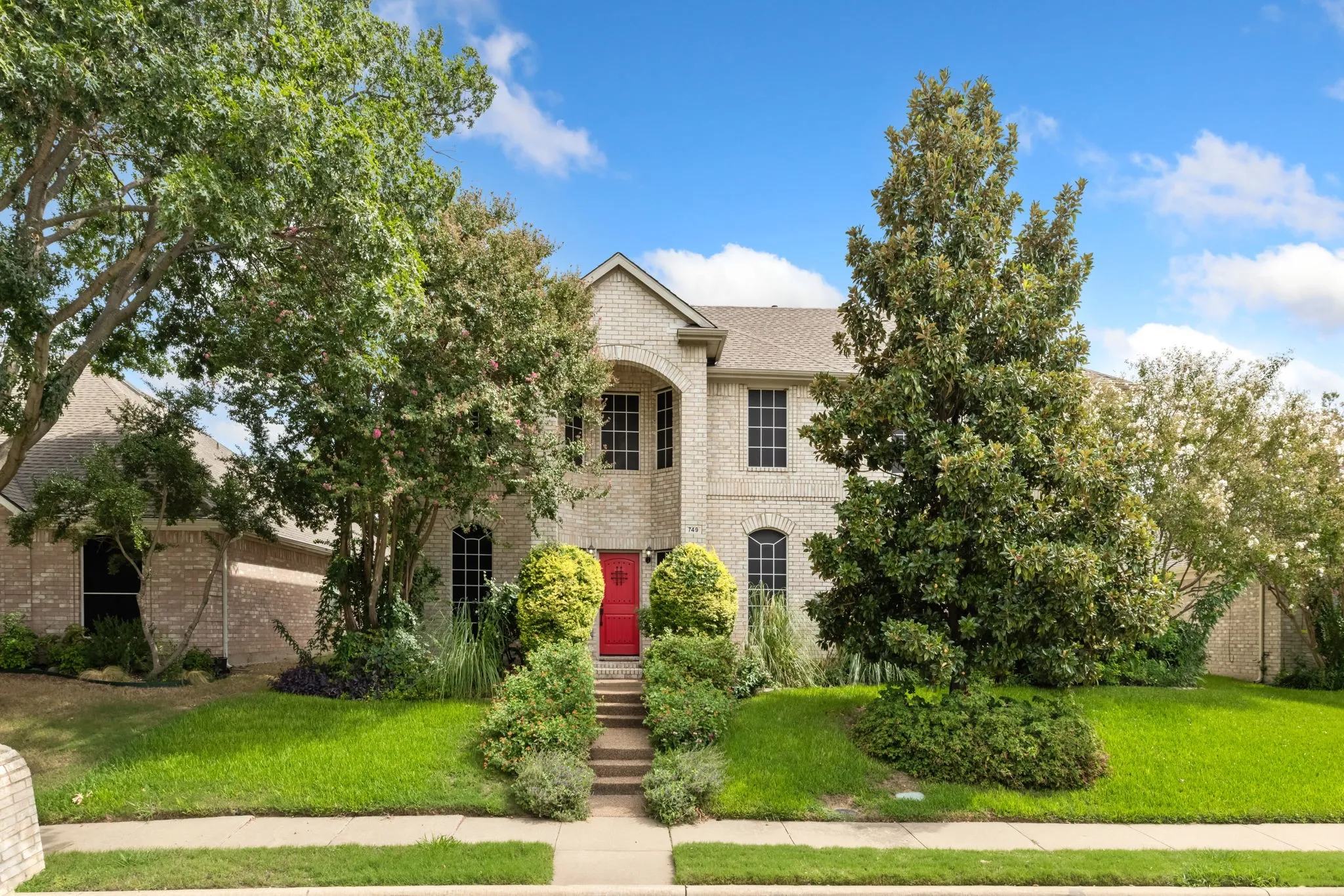 Single Family Residence For Sale in Collin County , 749 Yale Drive, Allen, Texas 75002, 4 Bedroom, 4 Bathroom, 2 Garage spaces, 3,010 Sqft, built in 1993, mls#21404951, Real Estate Agent in Allen, Homes For Sale in Collin county, Homes For Sale in Allen, Realtor in Allen Texas, Real Estate Brokerage Independent Realty Texas, Luminita Cordes Realtor