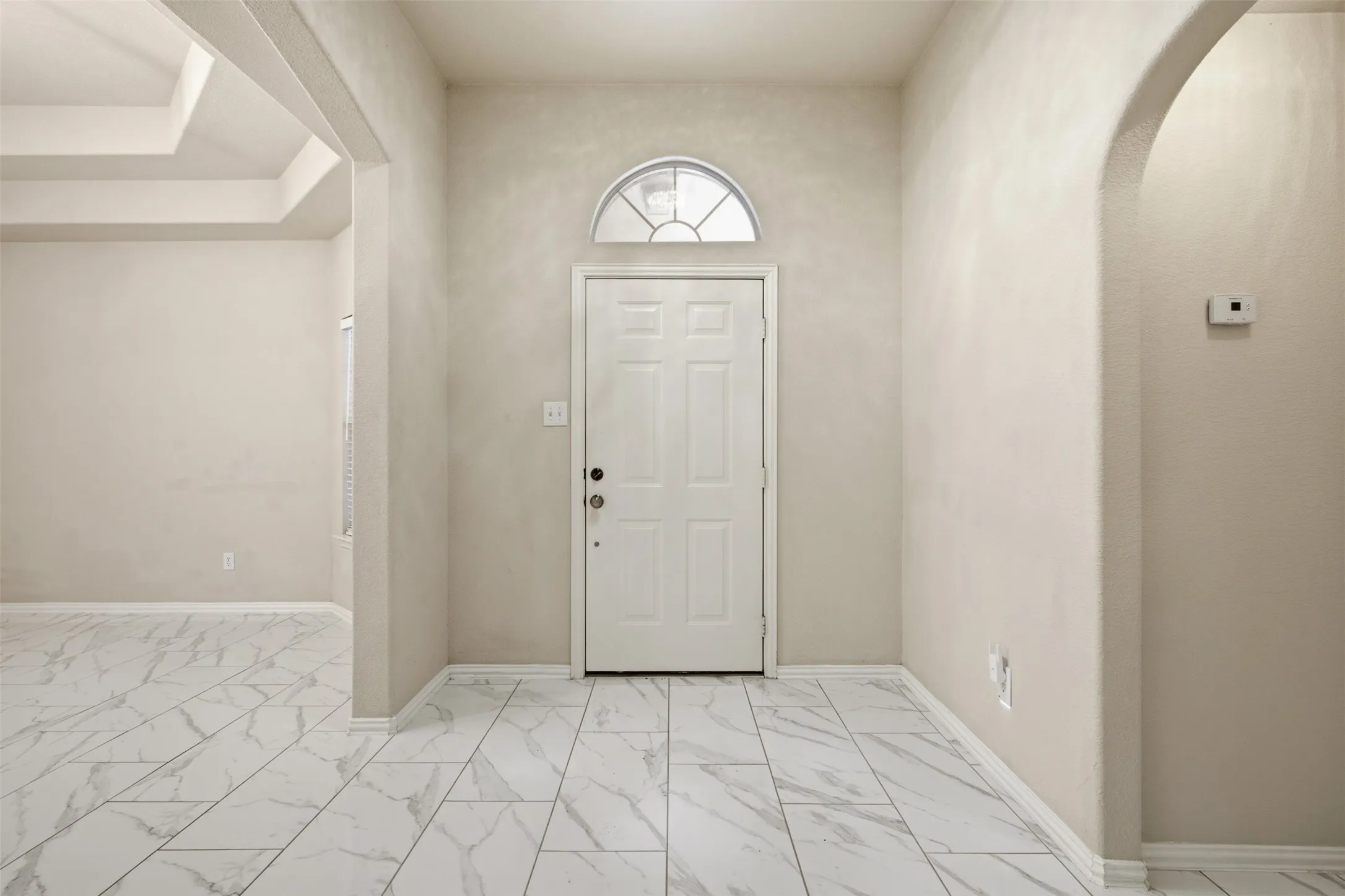 Single Family Residence For Sale in Collin County , 2813 Bradford Oaks Drive, Mc Kinney, Texas 75071, 4 Bedroom, 2 Bathroom, 3 Garage spaces, 2,270 Sqft, built in 2000, mls#21404979, Real Estate Agent in Mc Kinney, Homes For Sale in Collin county, Homes For Sale in Mc Kinney, Realtor in Mc Kinney Texas, Real Estate Brokerage Independent Realty Texas, Luminita Cordes Realtor