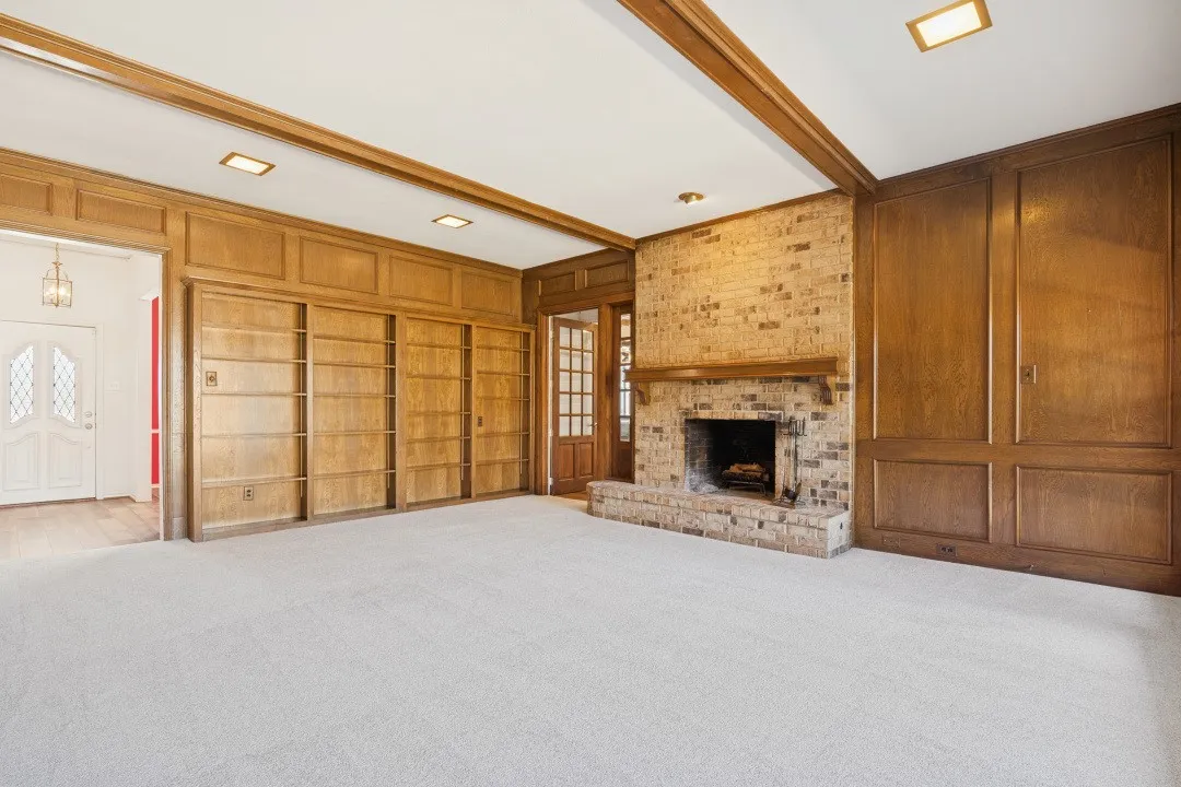 Single Family Residence For Sale in Dallas County , 1505 Stonecrest Drive, Richardson, Texas 75081, 4 Bedroom, 4 Bathroom, 2 Garage spaces, 2,342 Sqft, built in 1979, mls#21399874, Real Estate Agent in Richardson, Homes For Sale in Dallas county, Homes For Sale in Richardson, Realtor in Richardson Texas, Real Estate Brokerage Independent Realty Texas, Luminita Cordes Realtor