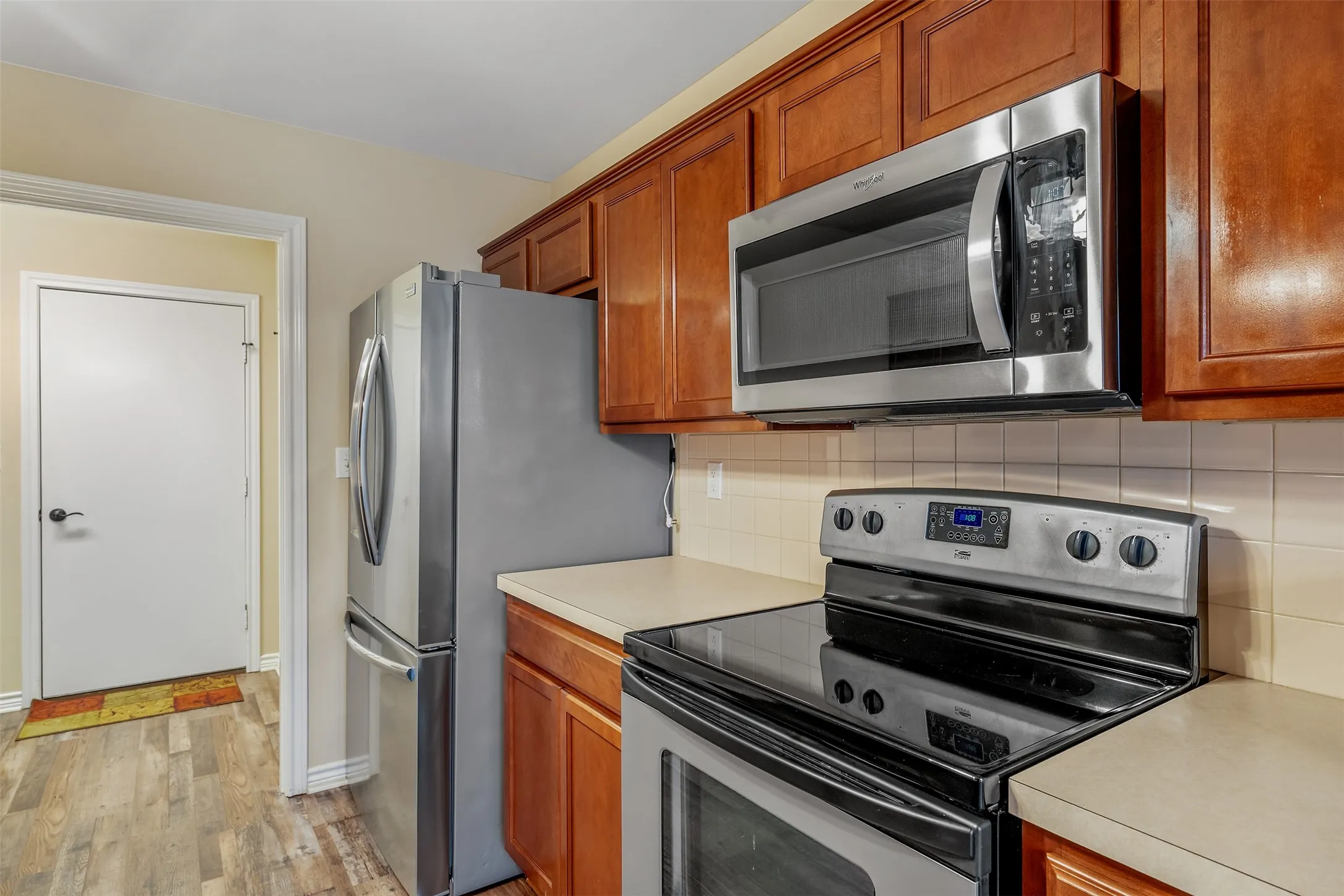 Condominium For Sale in Smith County , 421 W Cumberland 205, Tyler, Texas 75703, 2 Bedroom, 2 Bathroom, 2 Garage spaces, 1,379 Sqft, built in 2009, mls#21404982, Real Estate Agent in Tyler, Homes For Sale in Smith county, Homes For Sale in Tyler, Realtor in Tyler Texas, Real Estate Brokerage Independent Realty Texas, Luminita Cordes Realtor