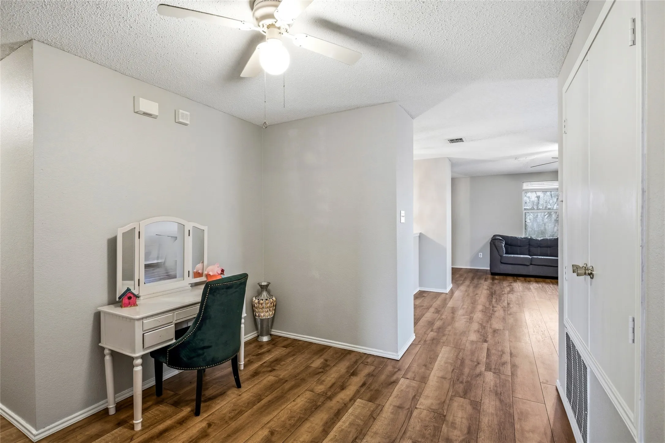Office nook or play area near upstairs loft.