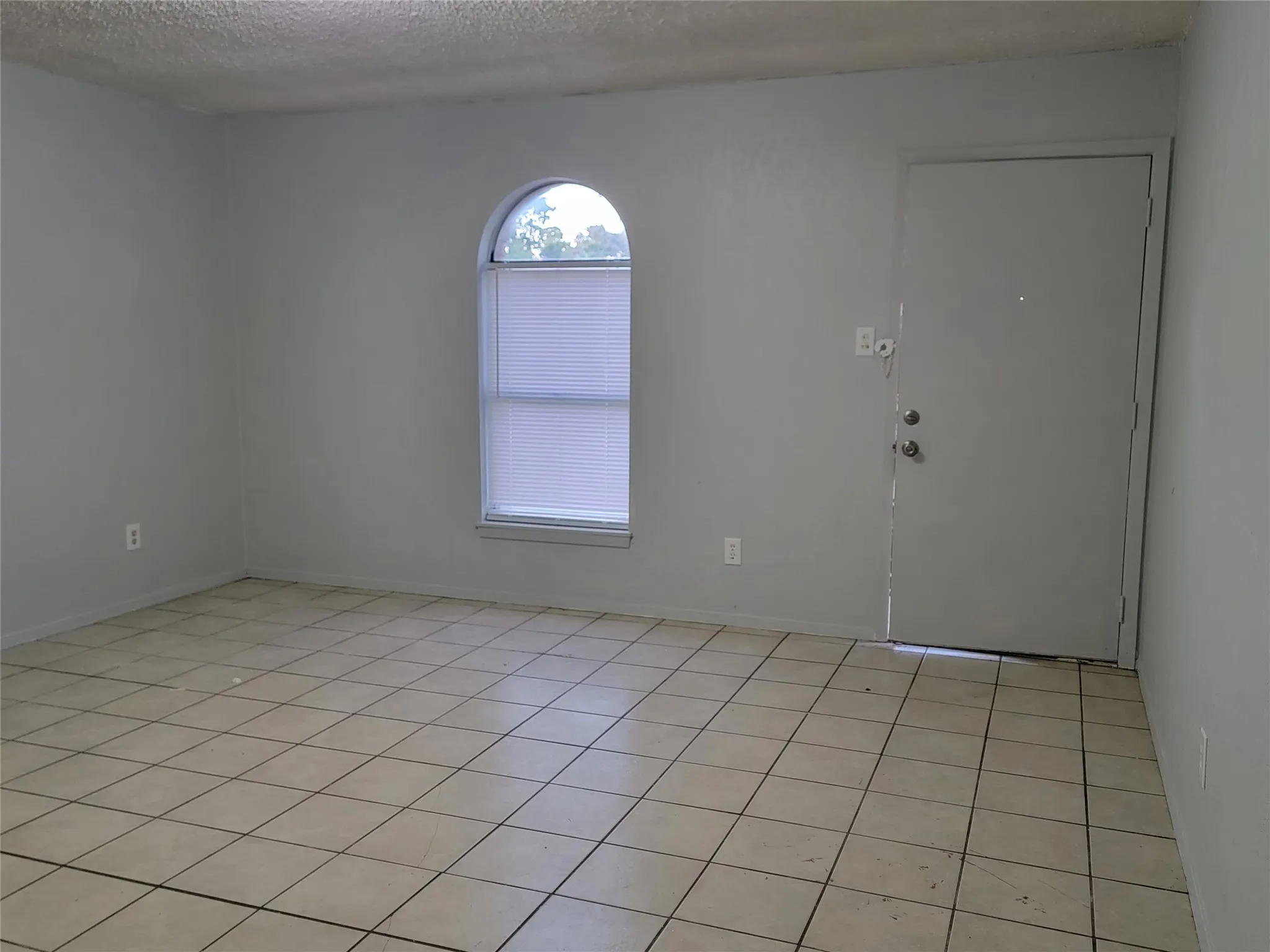 Single Family Residence For Rent in Callahan County , 214 Sherwood Lane #5, Clyde, Texas 79510, 2 Bedroom, 1 Bathroom, Garage spaces, 960 Sqft, built in 1981, mls#21403987, Real Estate Agent in Clyde, Homes For Rent in Callahan county, Homes For Rent in Clyde, Realtor in Clyde Texas, Real Estate Brokerage Independent Realty Texas, Luminita Cordes Realtor