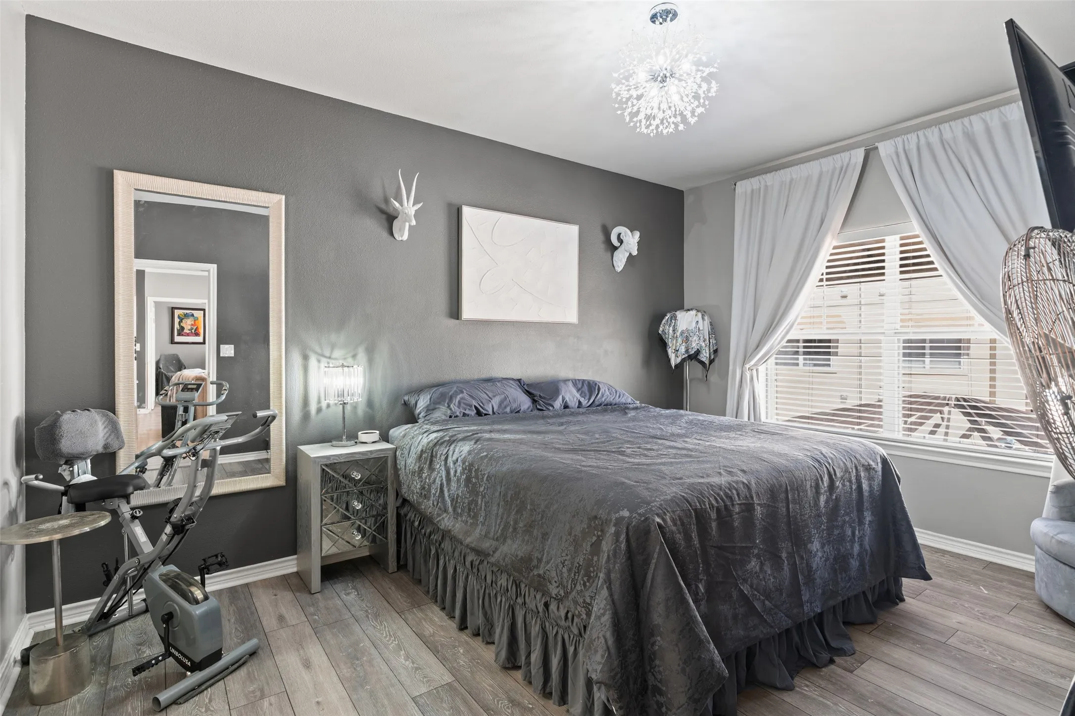 Condominium For Rent in Dallas County , 3102 Kings Road 3201, Dallas, Texas 75219, 2 Bedroom, 2 Bathroom, 2 Garage spaces, 1,103 Sqft, built in 2001, mls#21404701, Real Estate Agent in Dallas, Homes For Rent in Dallas county, Homes For Rent in Dallas, Realtor in Dallas Texas, Real Estate Brokerage Independent Realty Texas, Luminita Cordes Realtor