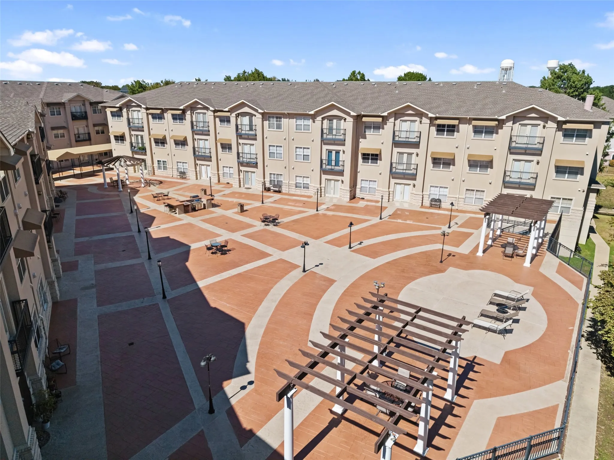 Condominium For Rent in Dallas County , 3102 Kings Road 3201, Dallas, Texas 75219, 2 Bedroom, 2 Bathroom, 2 Garage spaces, 1,103 Sqft, built in 2001, mls#21404701, Real Estate Agent in Dallas, Homes For Rent in Dallas county, Homes For Rent in Dallas, Realtor in Dallas Texas, Real Estate Brokerage Independent Realty Texas, Luminita Cordes Realtor