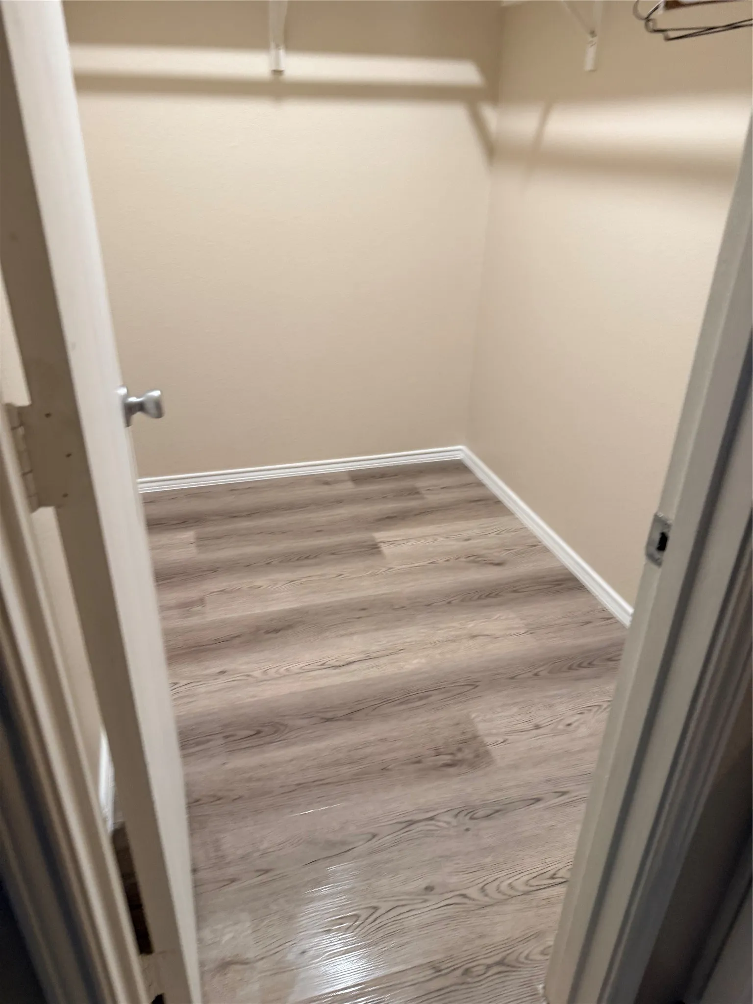 Single Family Residence For Rent in Rockwall County , 2531 Barksdale Drive, Rockwall, Texas 75032, 3 Bedroom, 2 Bathroom, 2 Garage spaces, 1,774 Sqft, built in 2003, mls#21404233, Real Estate Agent in Rockwall, Homes For Rent in Rockwall county, Homes For Rent in Rockwall, Realtor in Rockwall Texas, Real Estate Brokerage Independent Realty Texas, Luminita Cordes Realtor