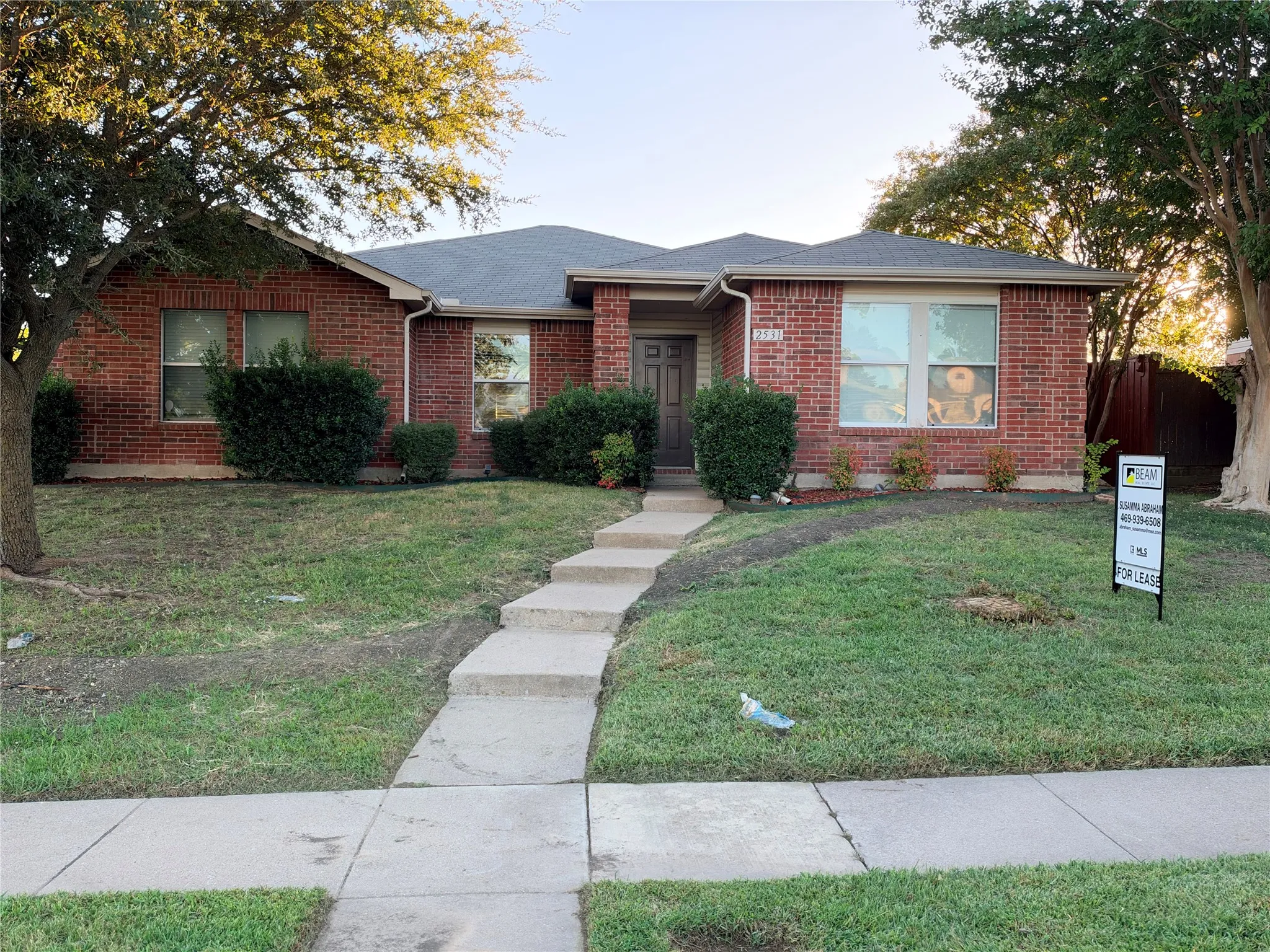 Single Family Residence For Rent in Rockwall County , 2531 Barksdale Drive, Rockwall, Texas 75032, 3 Bedroom, 2 Bathroom, 2 Garage spaces, 1,774 Sqft, built in 2003, mls#21404233, Real Estate Agent in Rockwall, Homes For Rent in Rockwall county, Homes For Rent in Rockwall, Realtor in Rockwall Texas, Real Estate Brokerage Independent Realty Texas, Luminita Cordes Realtor