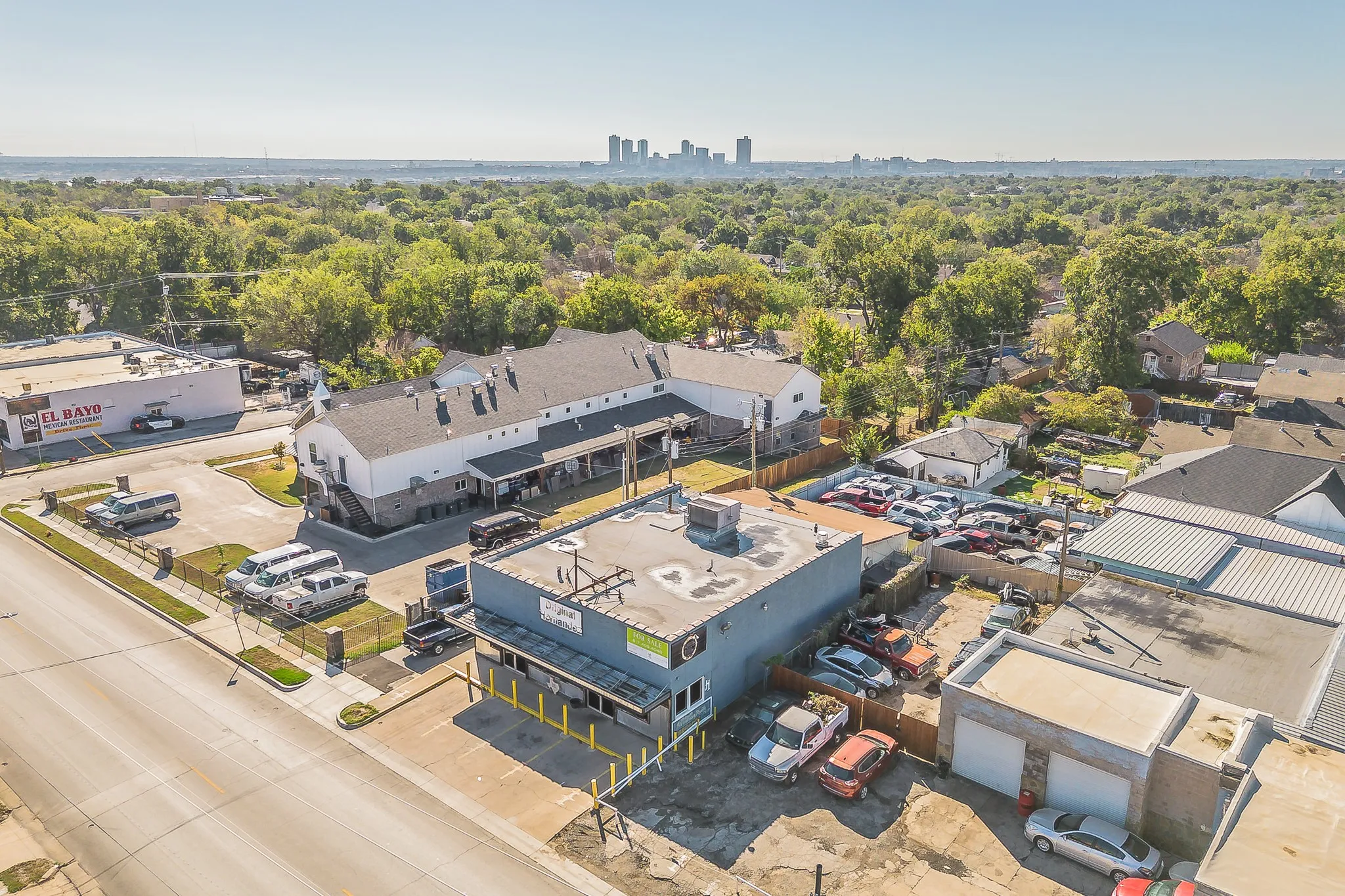 Retail For Sale in Tarrant County , 1617 25th Street, Fort Worth, Texas 76164, 0, 0, Garage spaces, 0 Sqft, built in 1954, mls#21390704, Real Estate Agent in Fort Worth, Homes For Sale in Tarrant county, Homes For Sale in Fort Worth, Realtor in Fort Worth Texas, Real Estate Brokerage Independent Realty Texas, Luminita Cordes Realtor