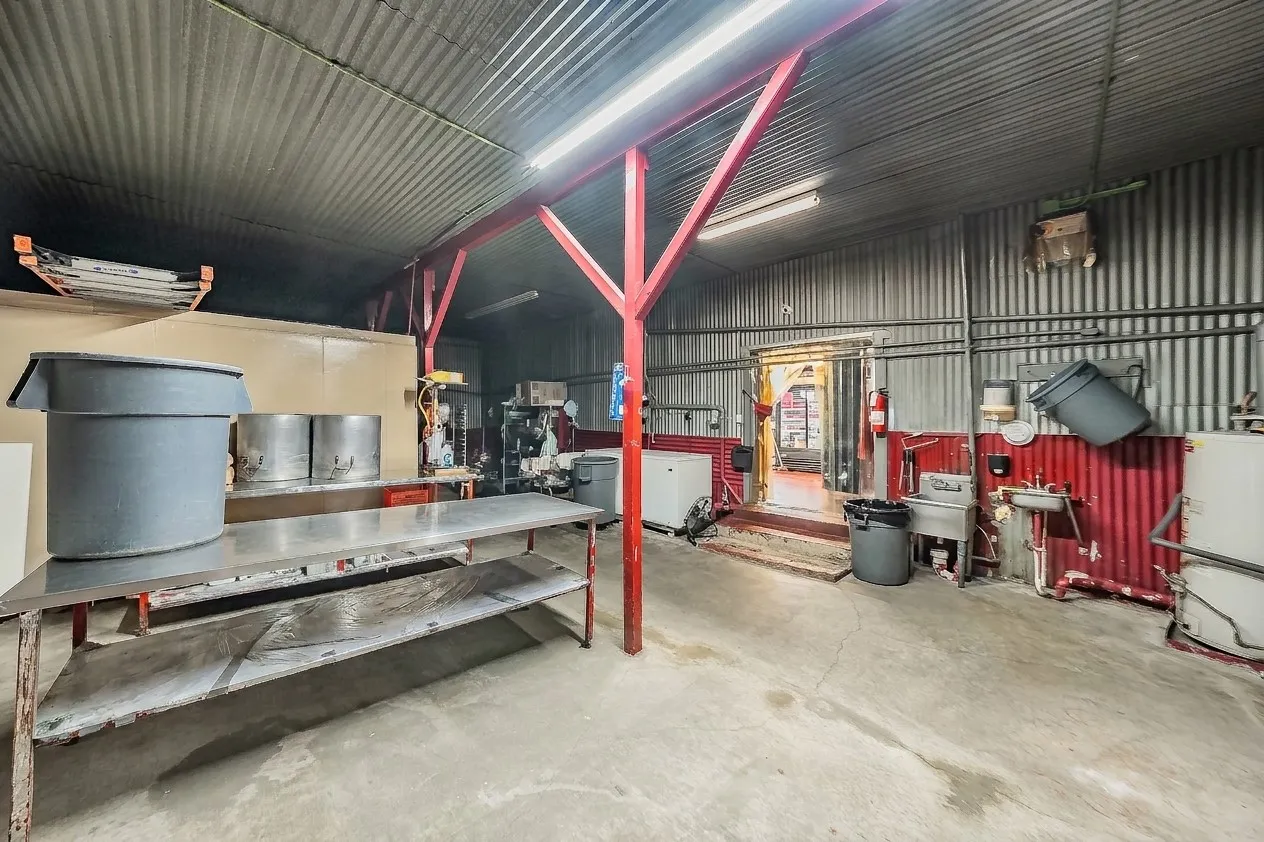 Retail For Sale in Tarrant County , 1617 25th Street, Fort Worth, Texas 76164, 0, 0, Garage spaces, 0 Sqft, built in 1954, mls#21390704, Real Estate Agent in Fort Worth, Homes For Sale in Tarrant county, Homes For Sale in Fort Worth, Realtor in Fort Worth Texas, Real Estate Brokerage Independent Realty Texas, Luminita Cordes Realtor